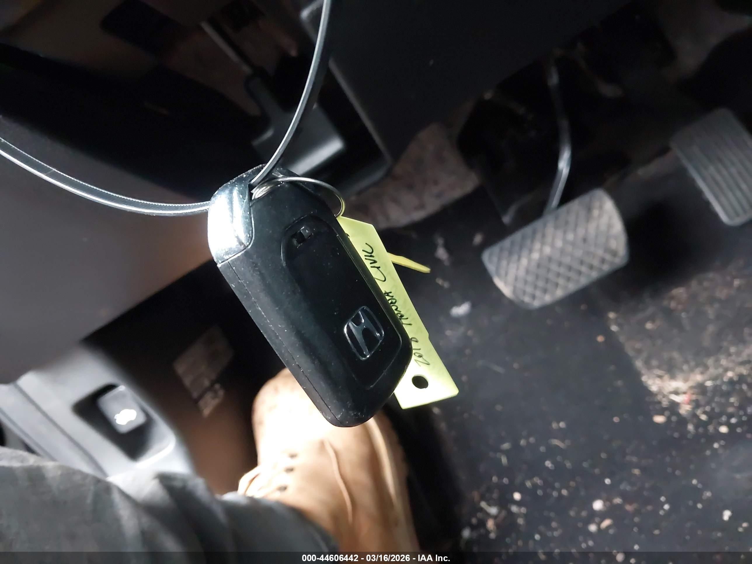 HONDA CIVIC image 11