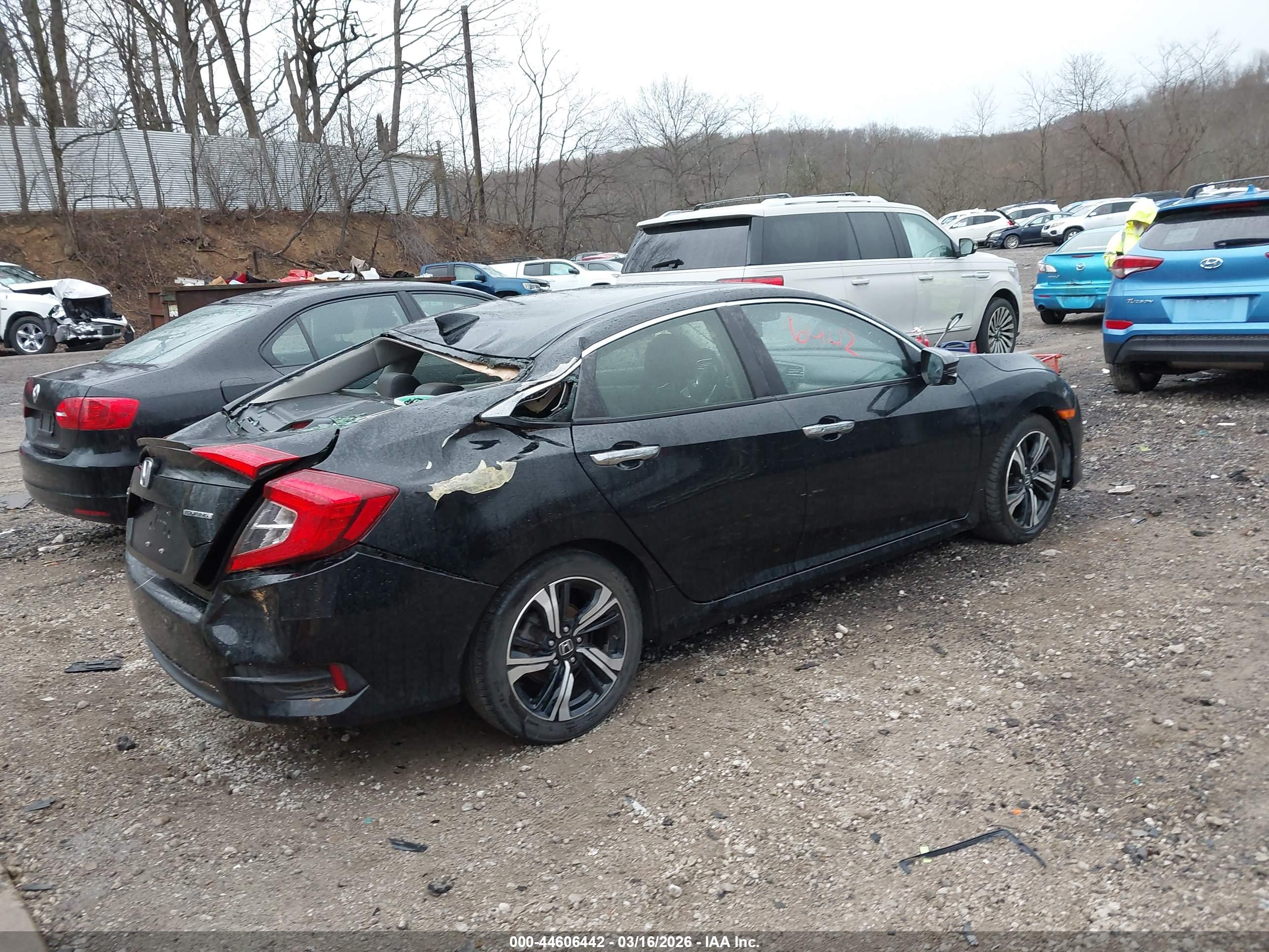 HONDA CIVIC image 4