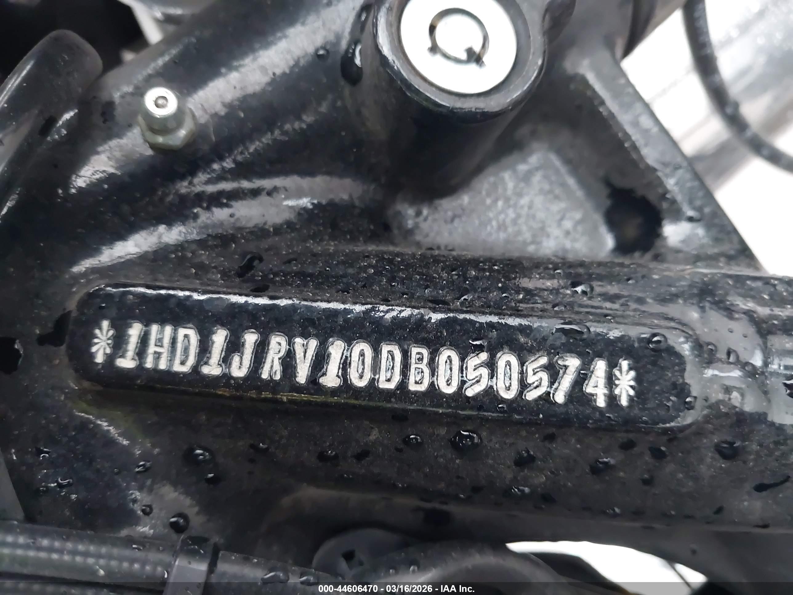 HARLEY-DAVIDSON FLS image 10