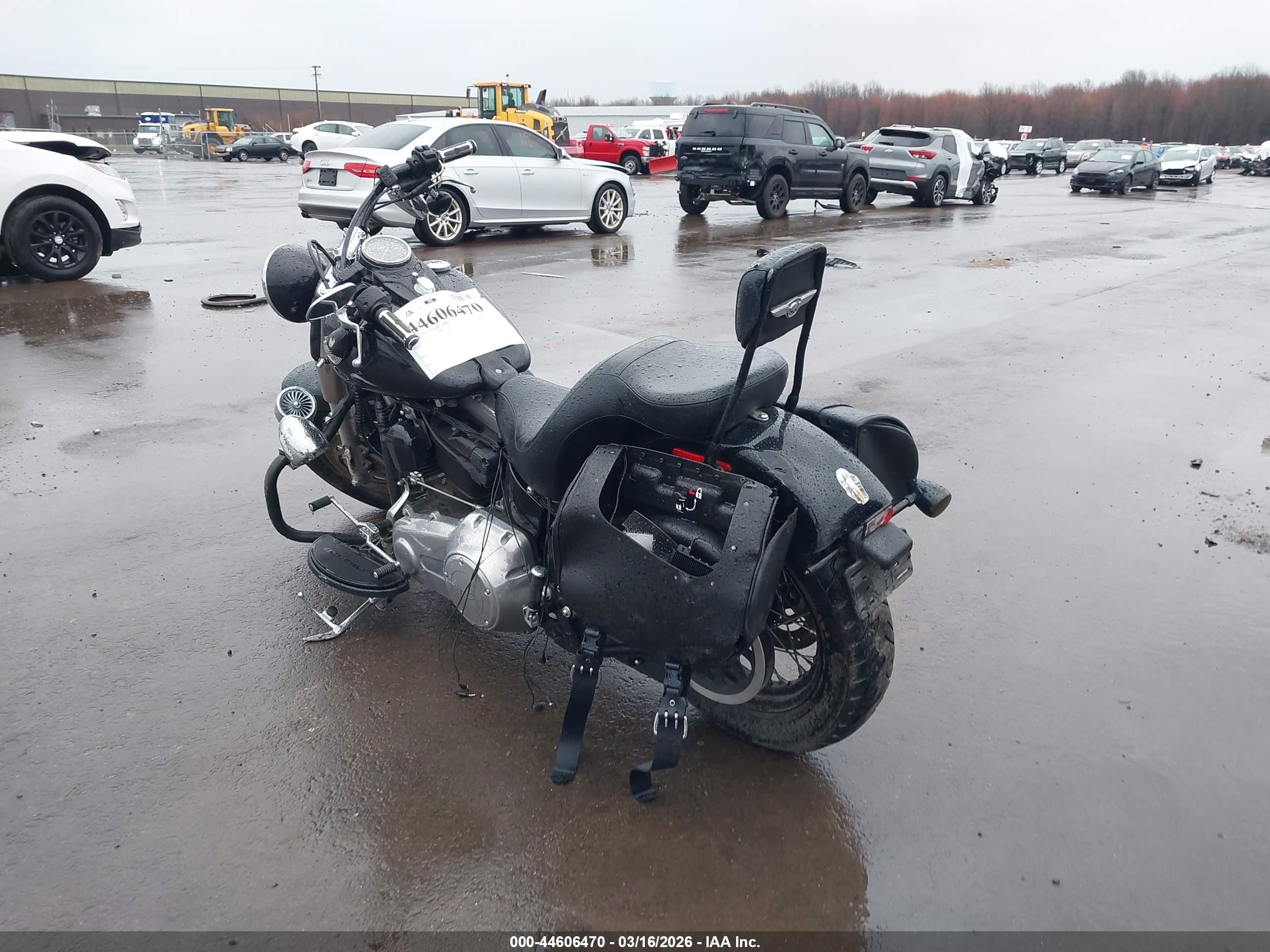 HARLEY-DAVIDSON FLS image 3