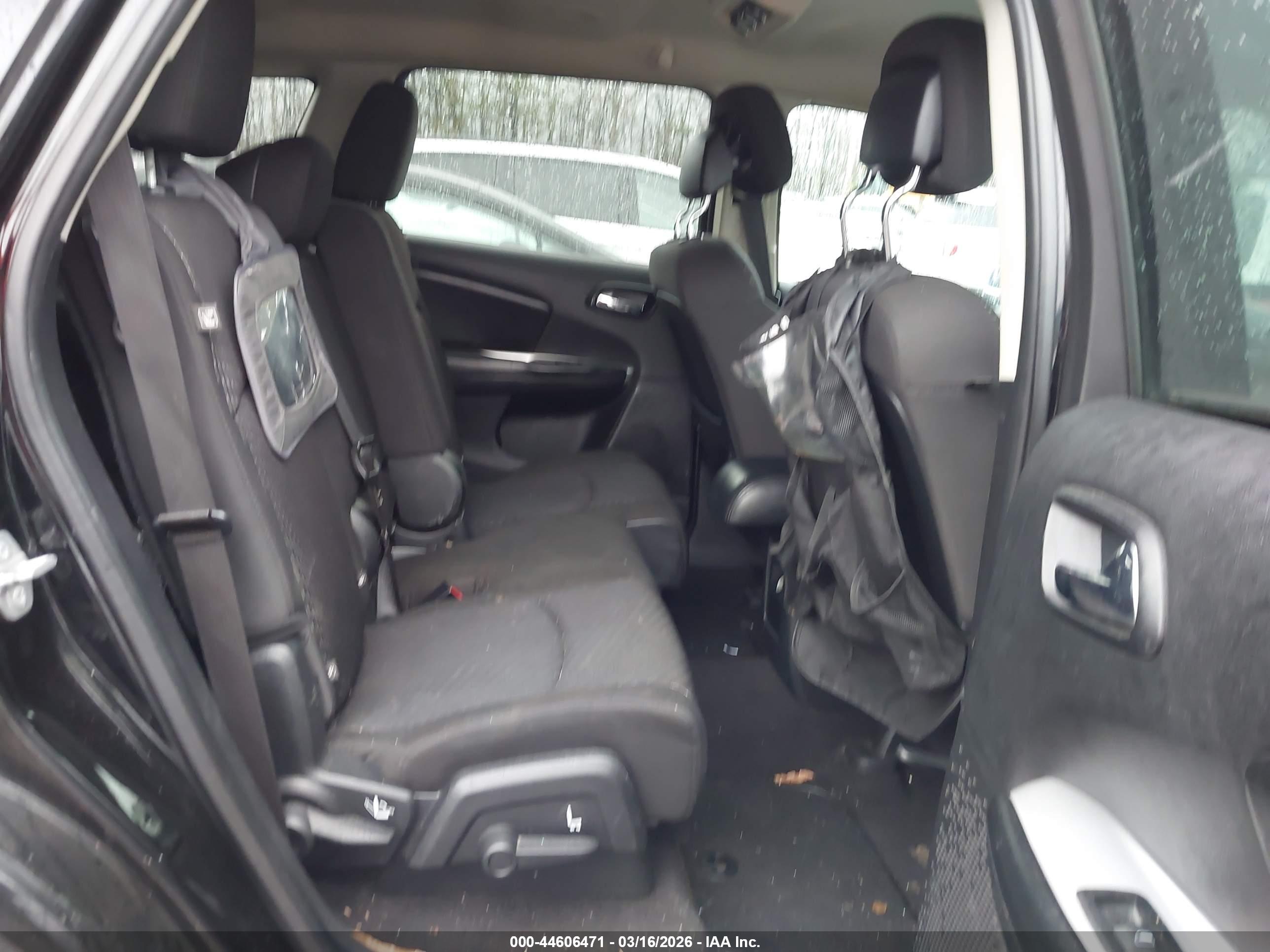 DODGE JOURNEY image 8