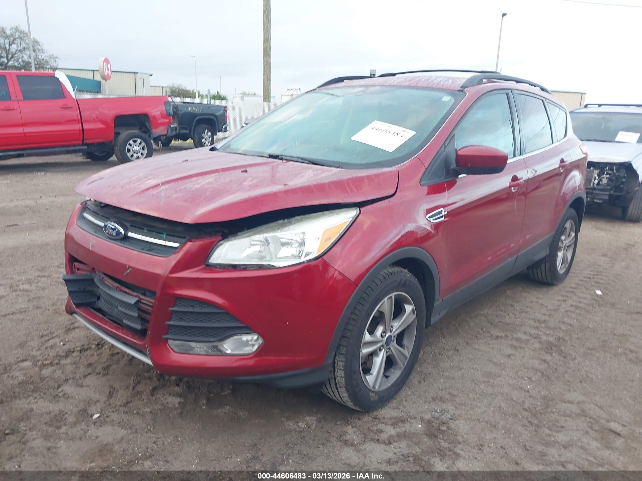 FORD ESCAPE image 2