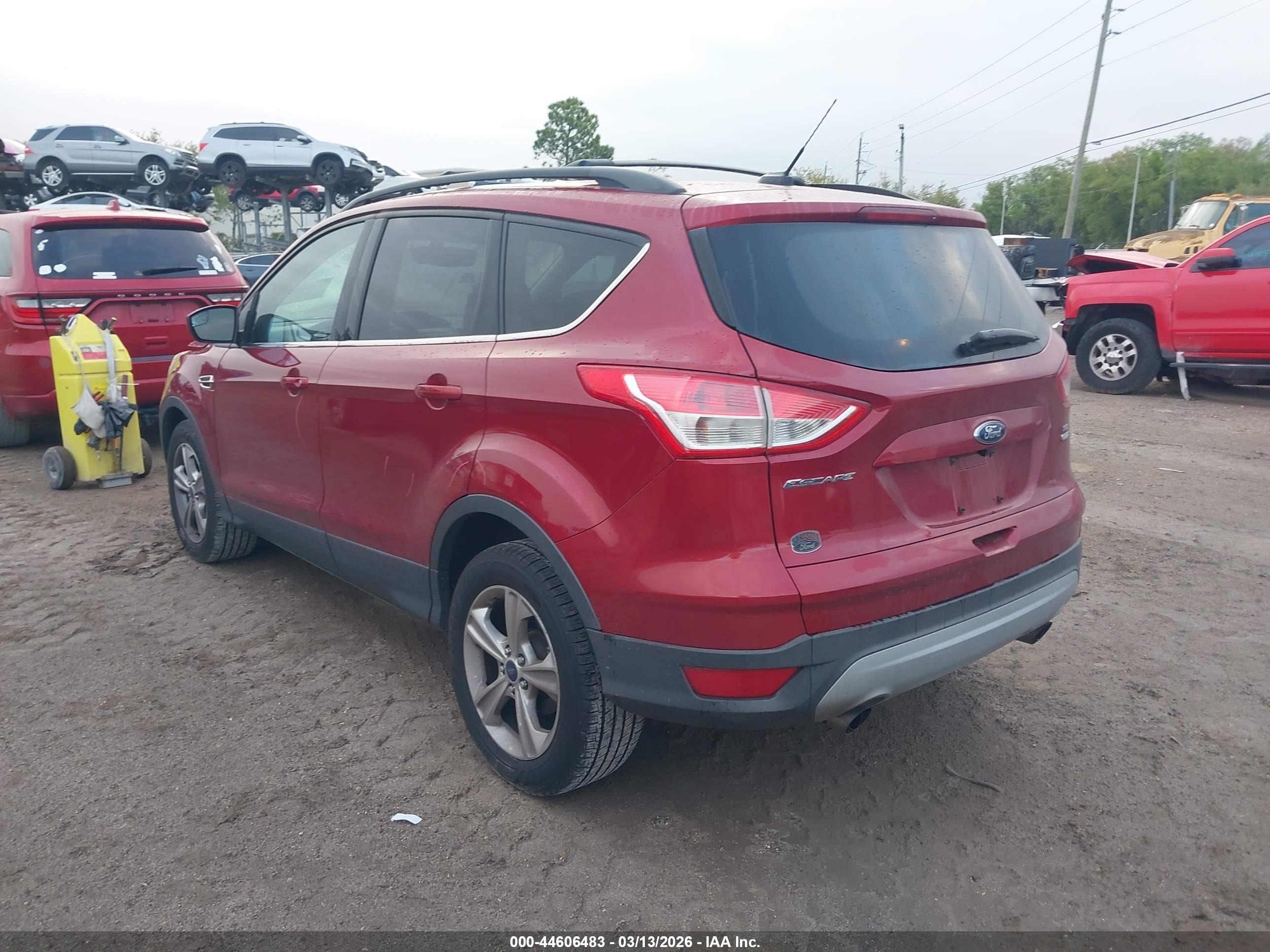 FORD ESCAPE image 3