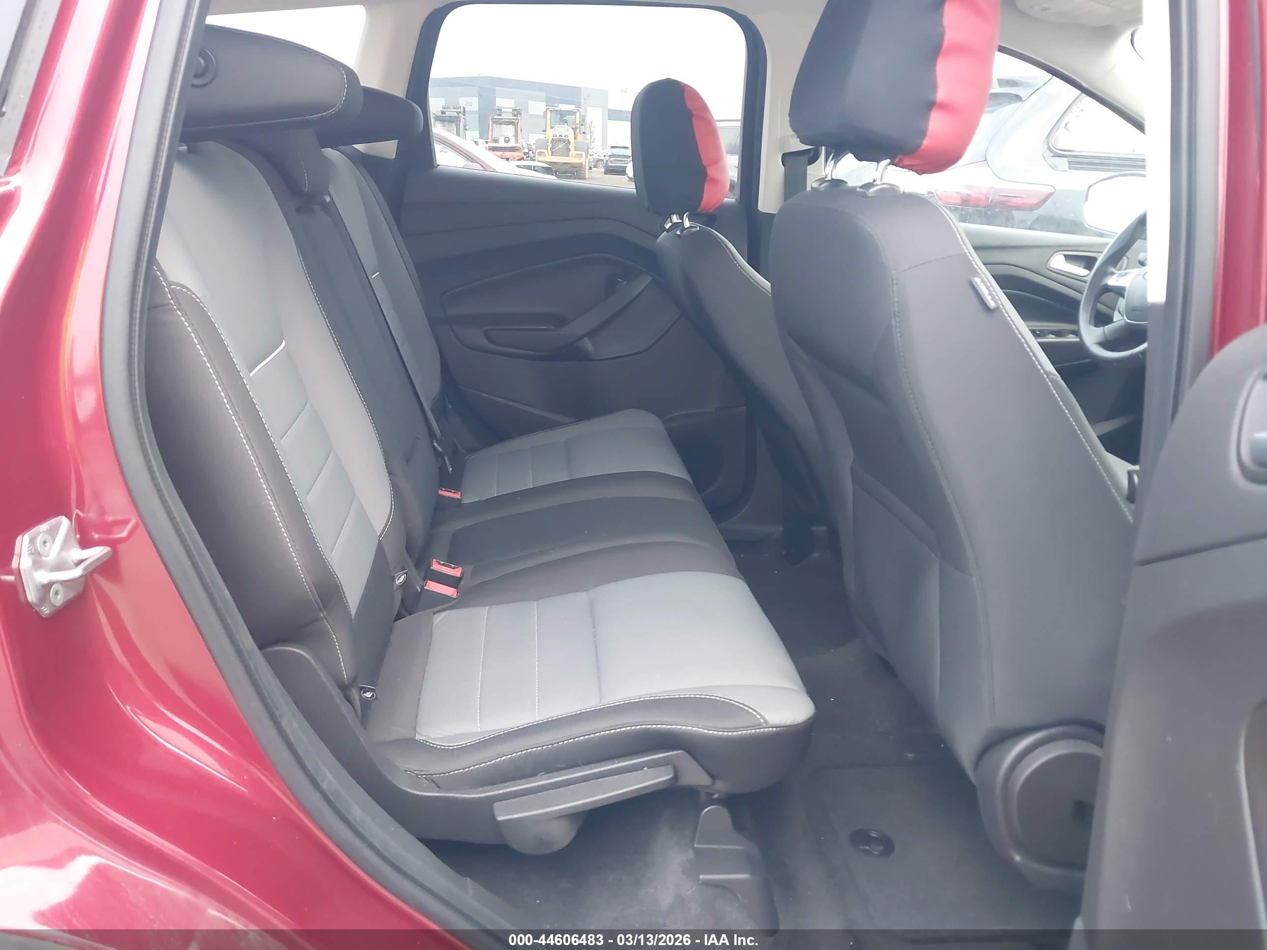 FORD ESCAPE image 8