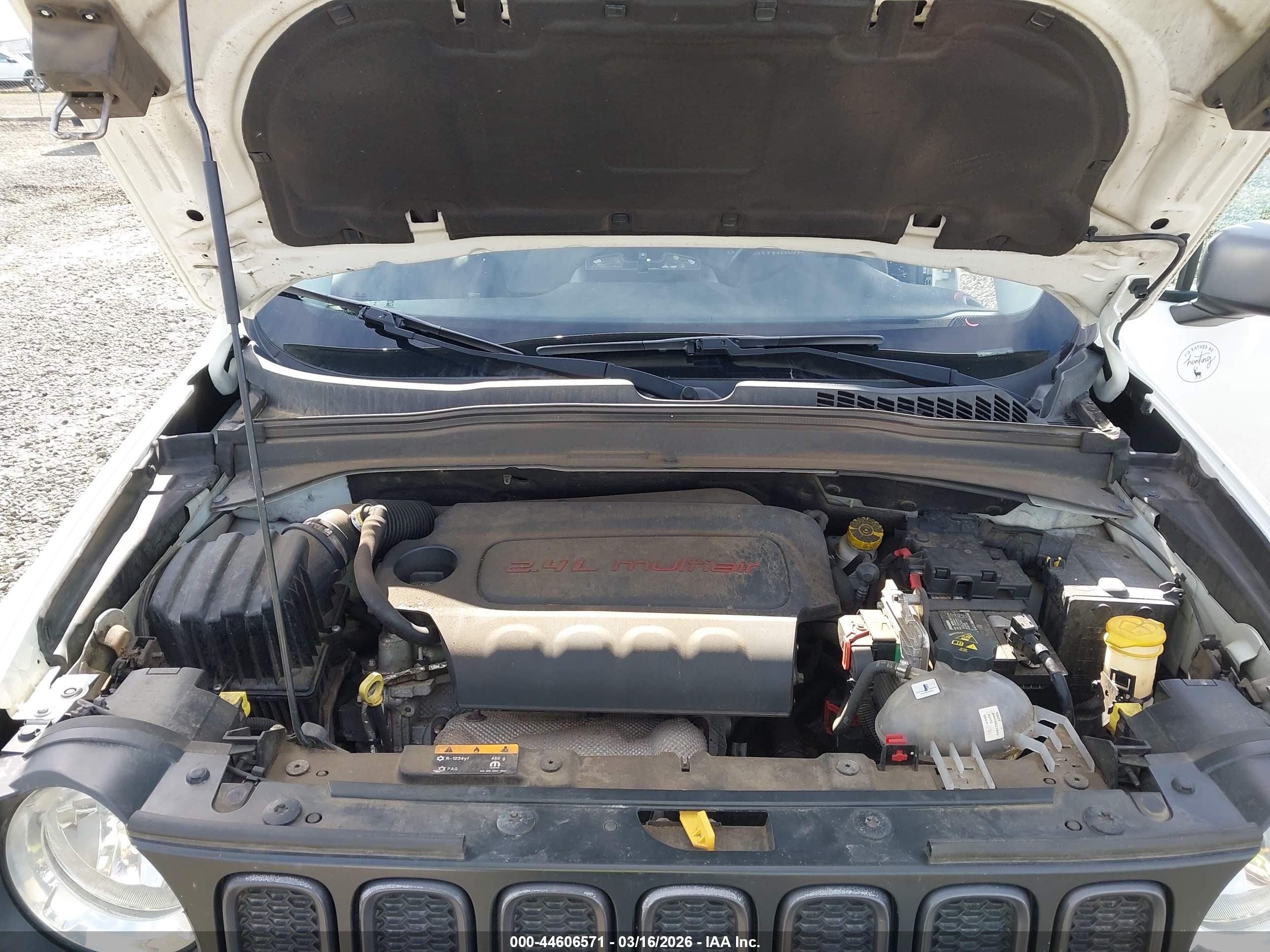 JEEP RENEGADE image 10