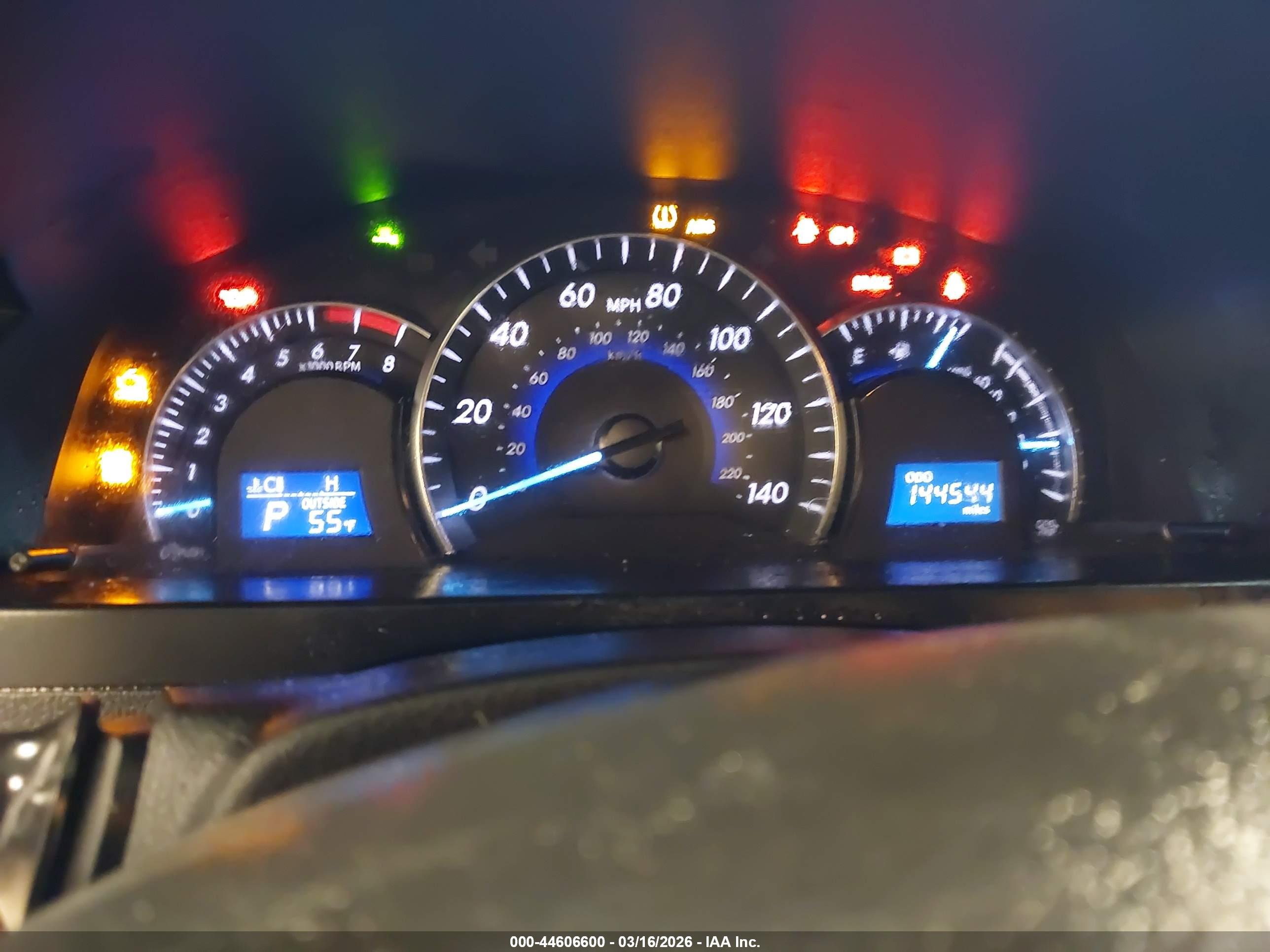 TOYOTA CAMRY image 7