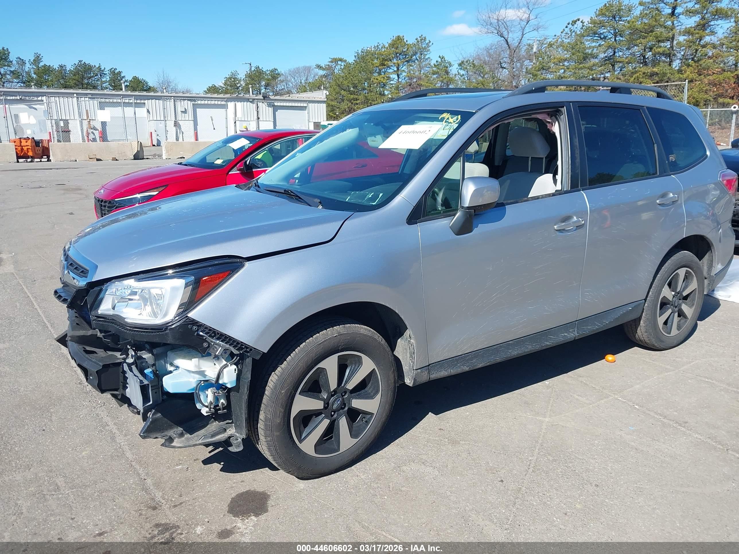 SUBARU FORESTER image 2