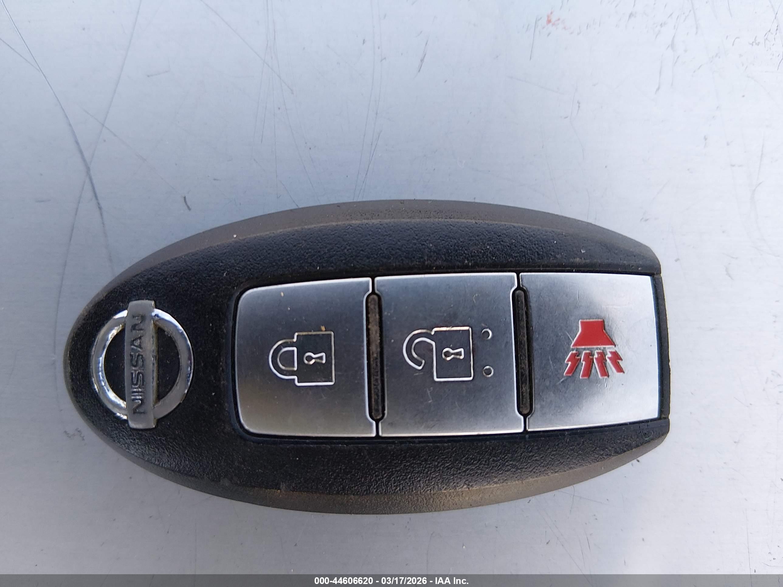 NISSAN ROGUE image 11