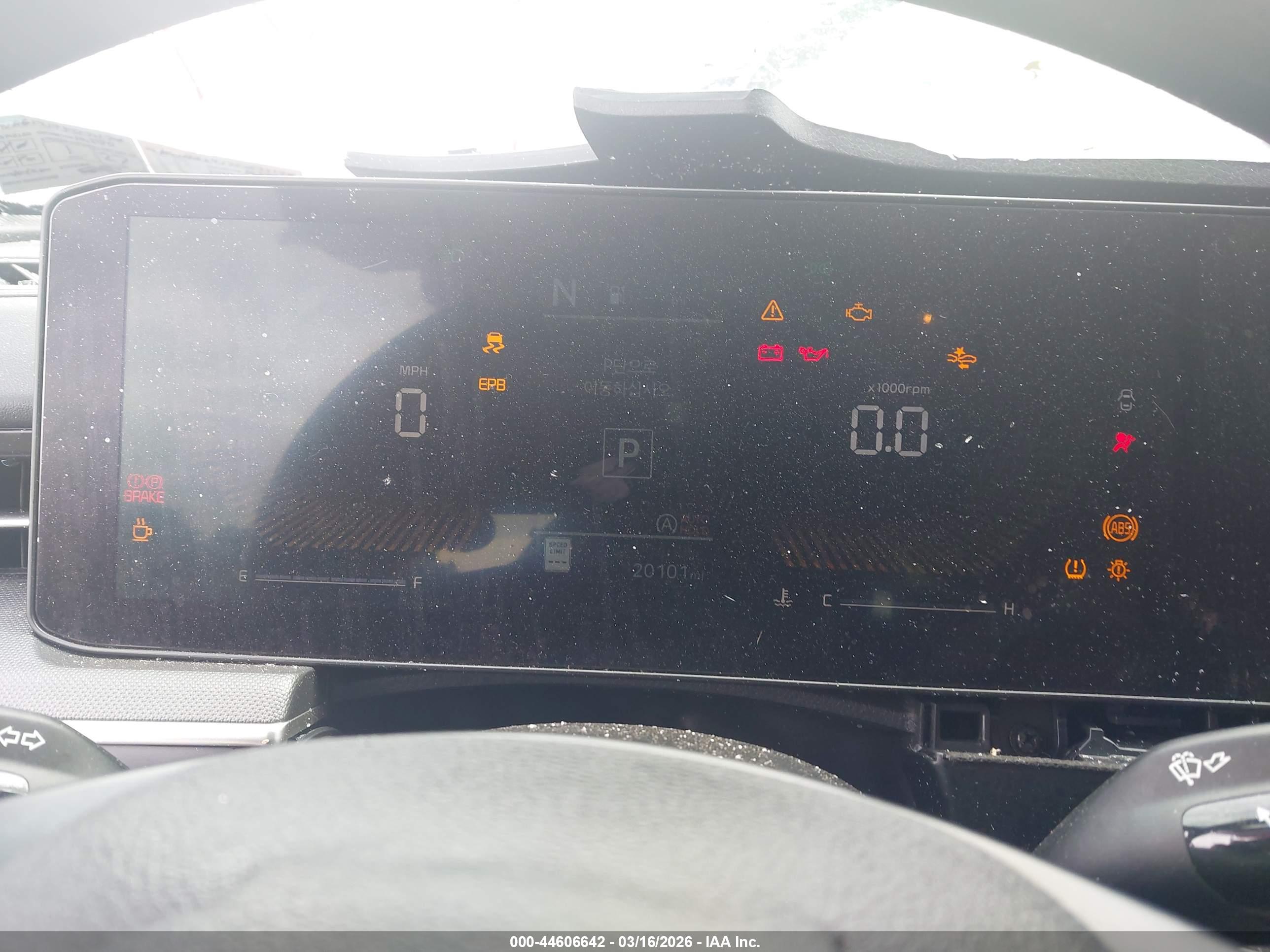 KIA K5 image 7