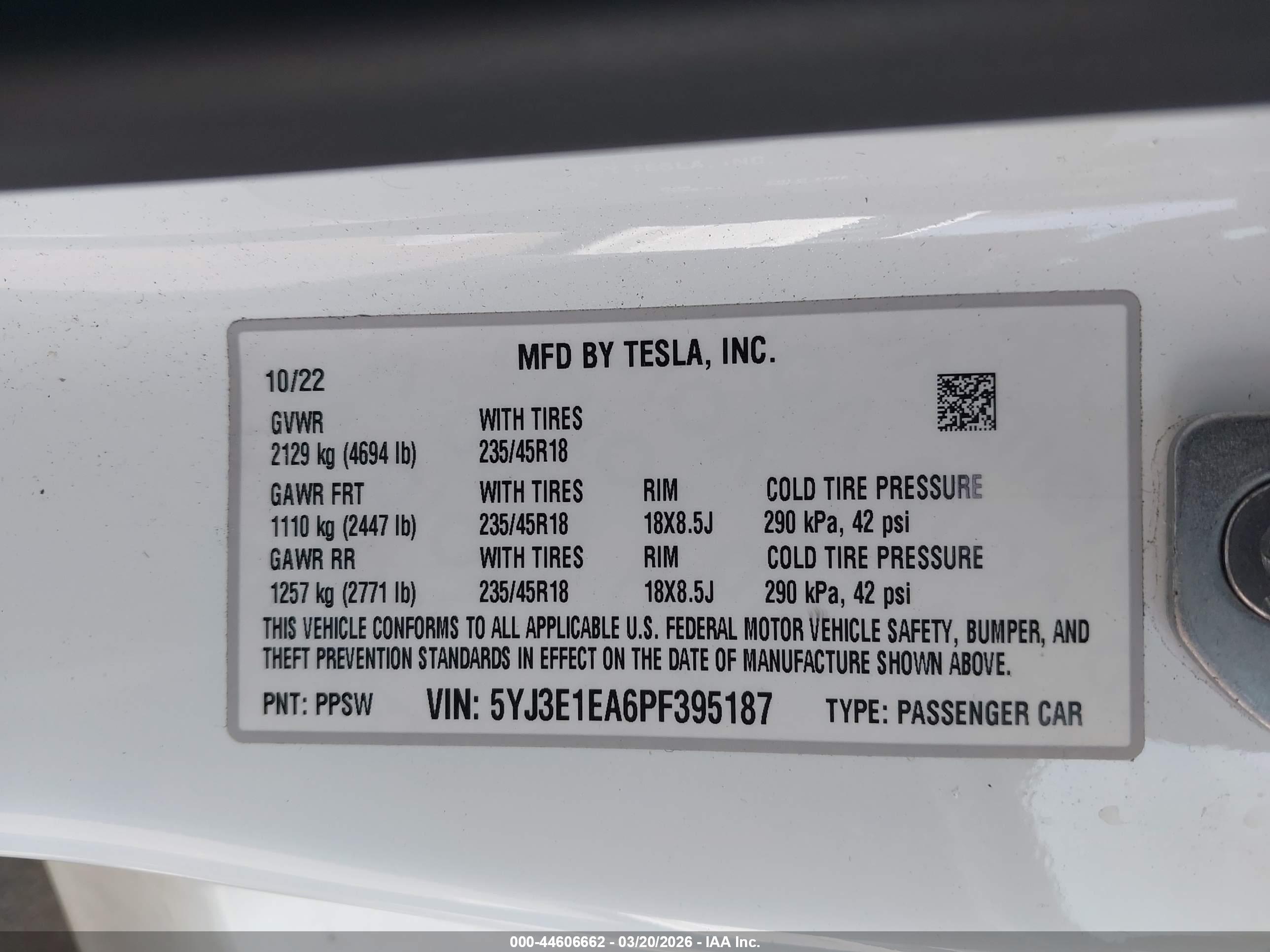 TESLA MODEL image 9