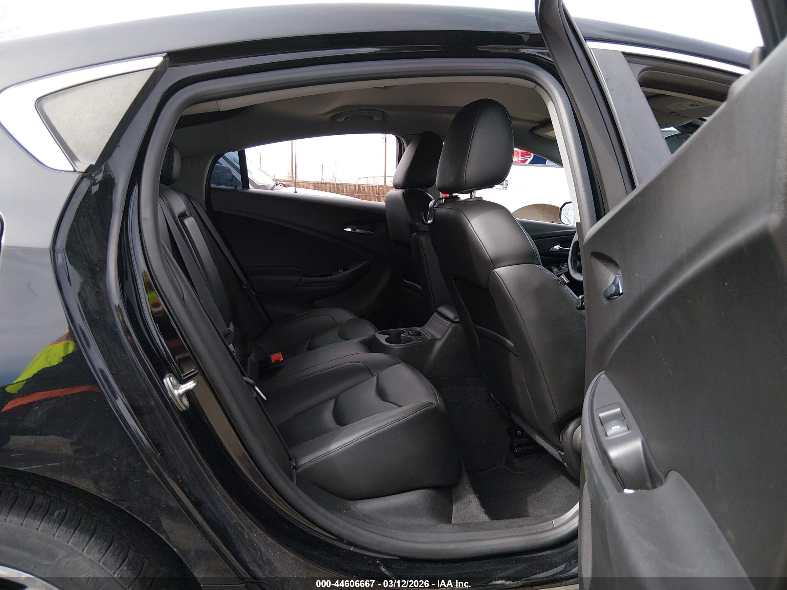 CHEVROLET VOLT image 8