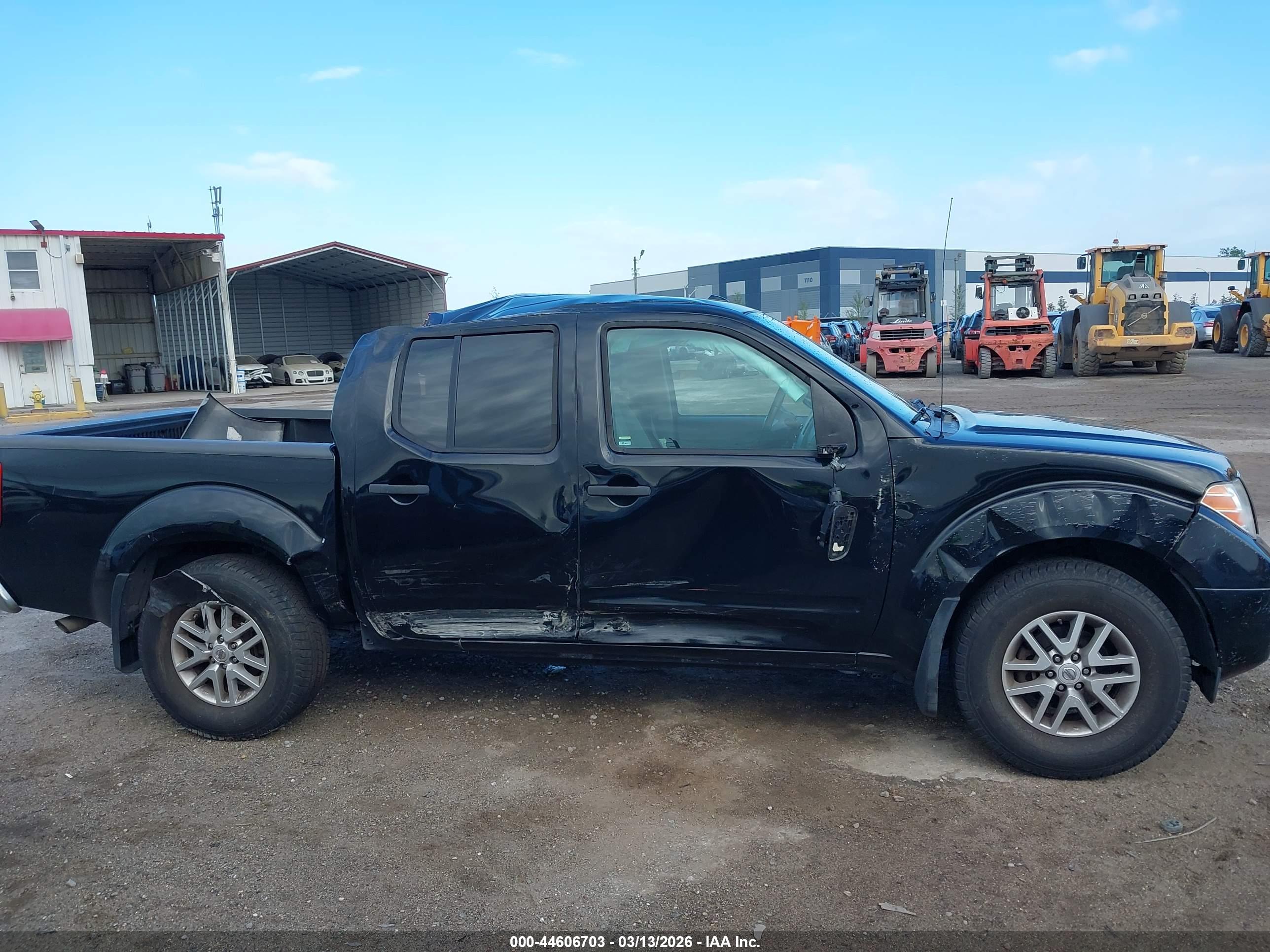 NISSAN FRONTIER image 6