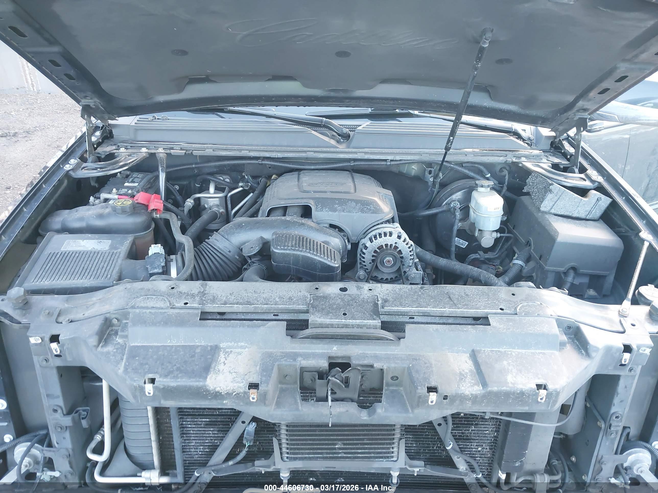 CADILLAC ESCALADE image 10