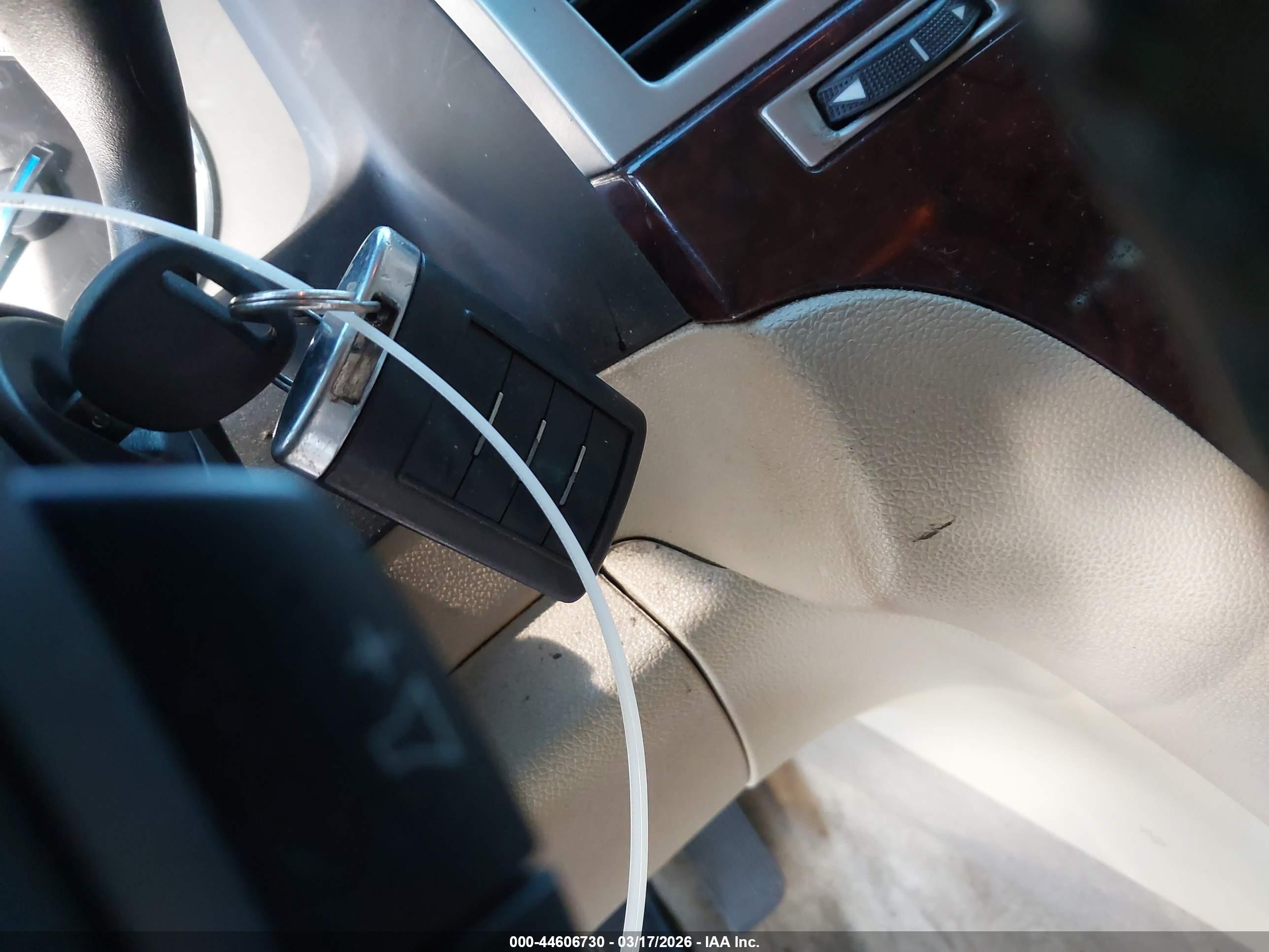 CADILLAC ESCALADE image 11