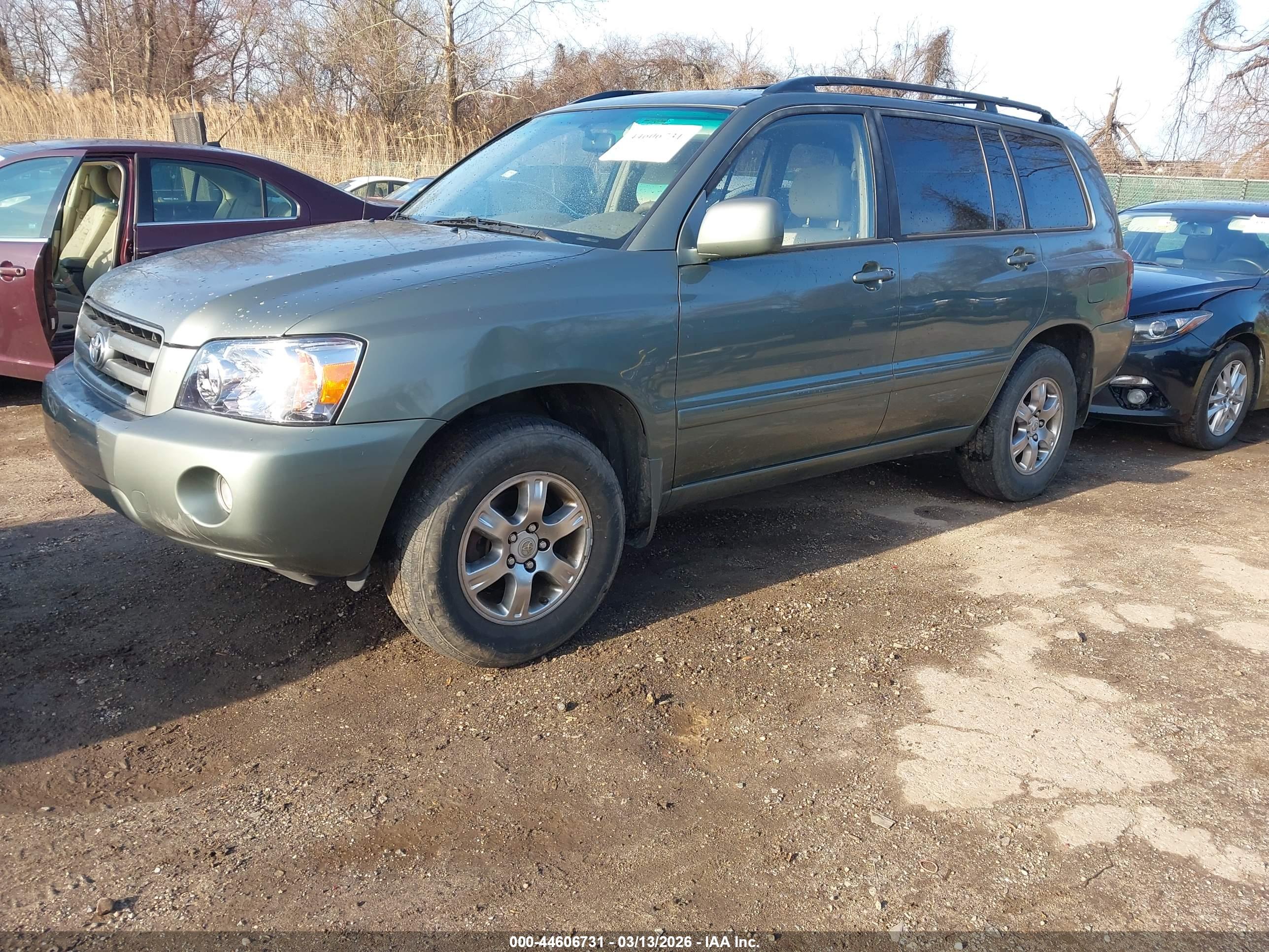 TOYOTA HIGHLANDER image 2
