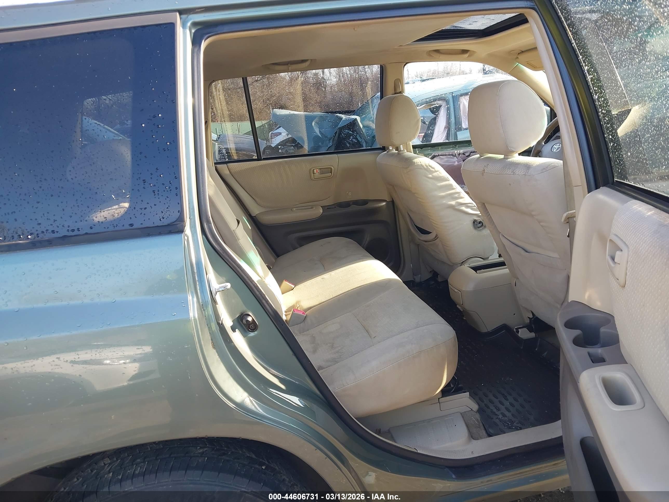 TOYOTA HIGHLANDER image 8