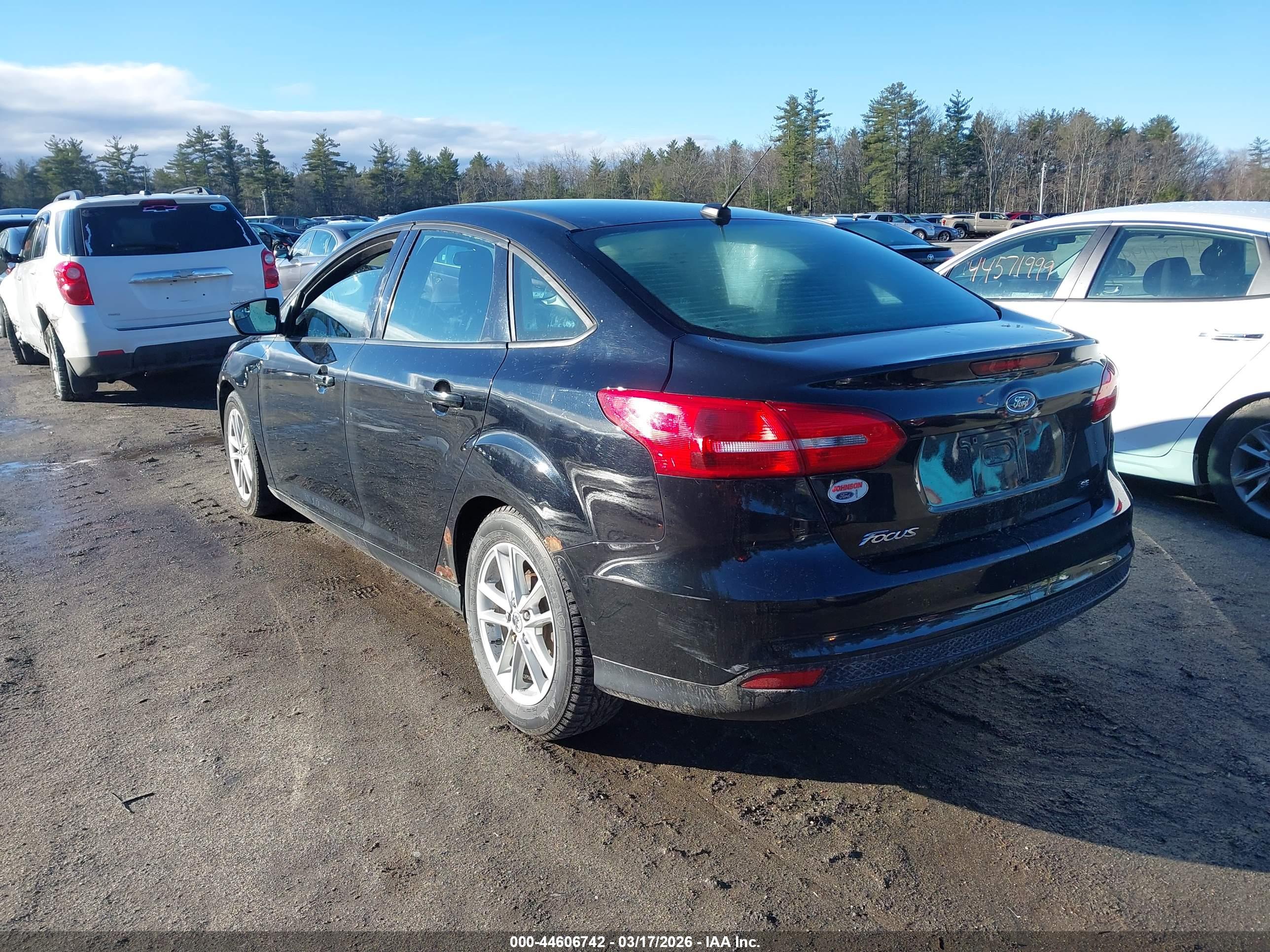 FORD FOCUS image 3