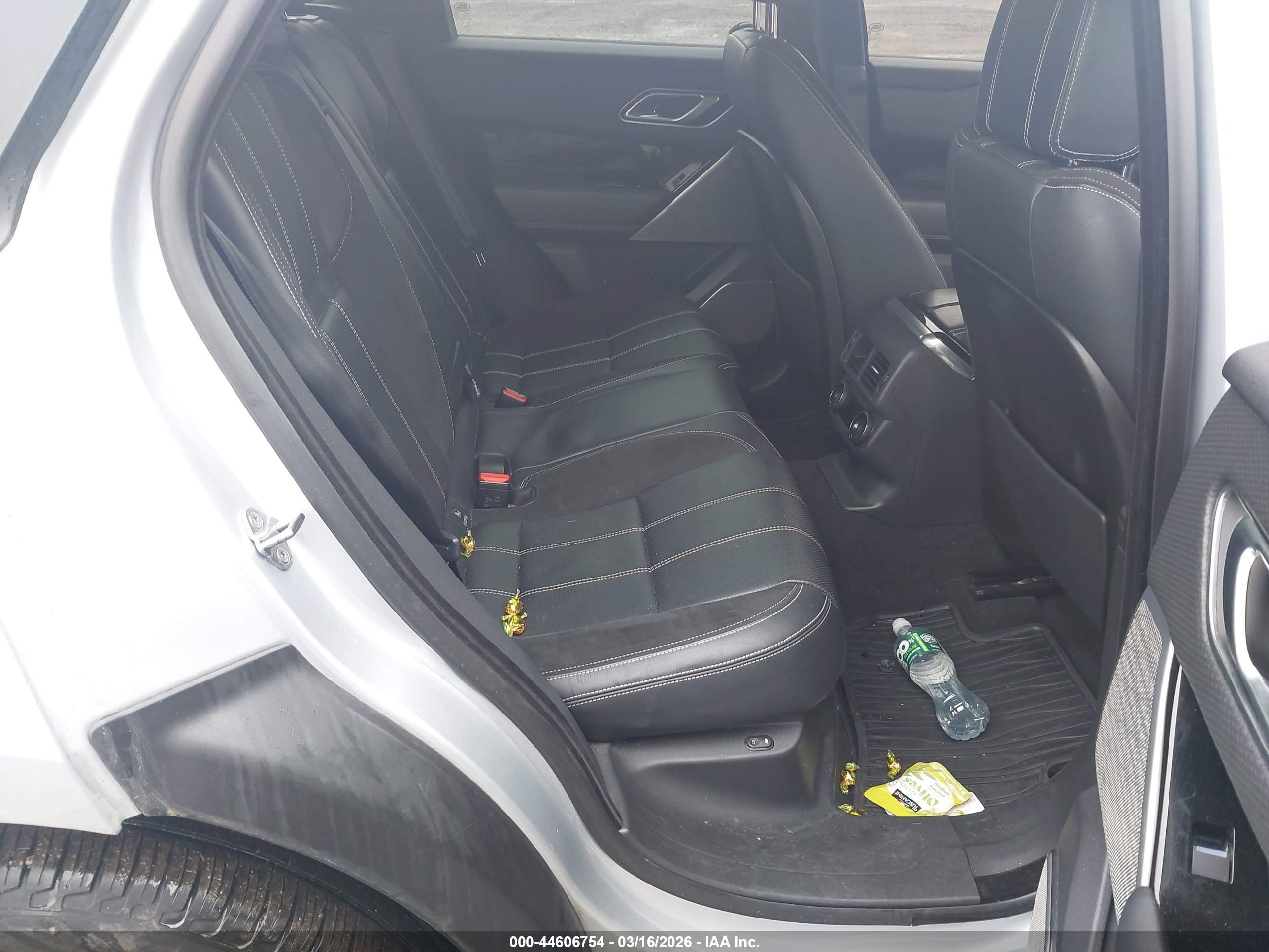 LAND ROVER image 8