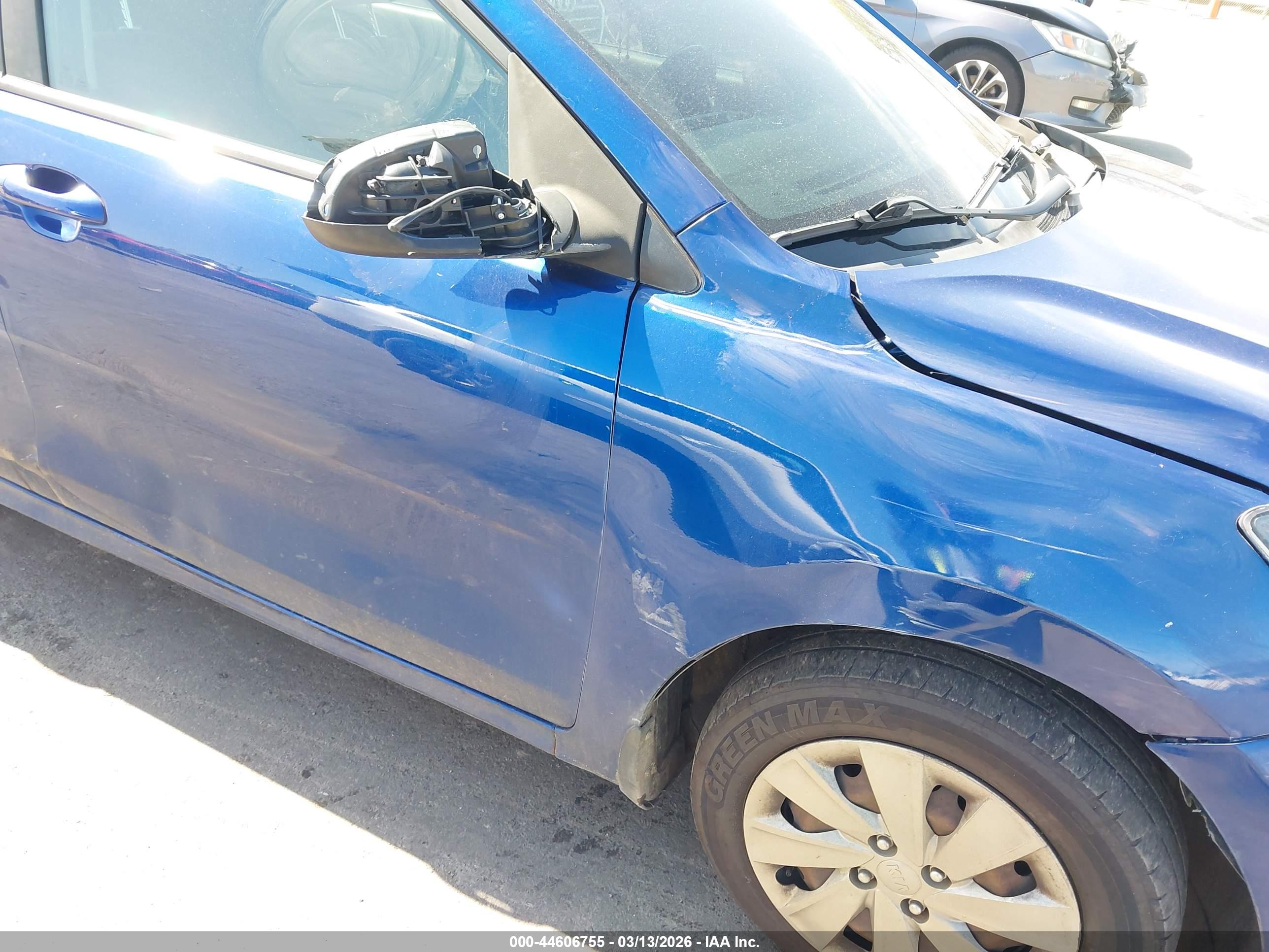 KIA RIO image 6