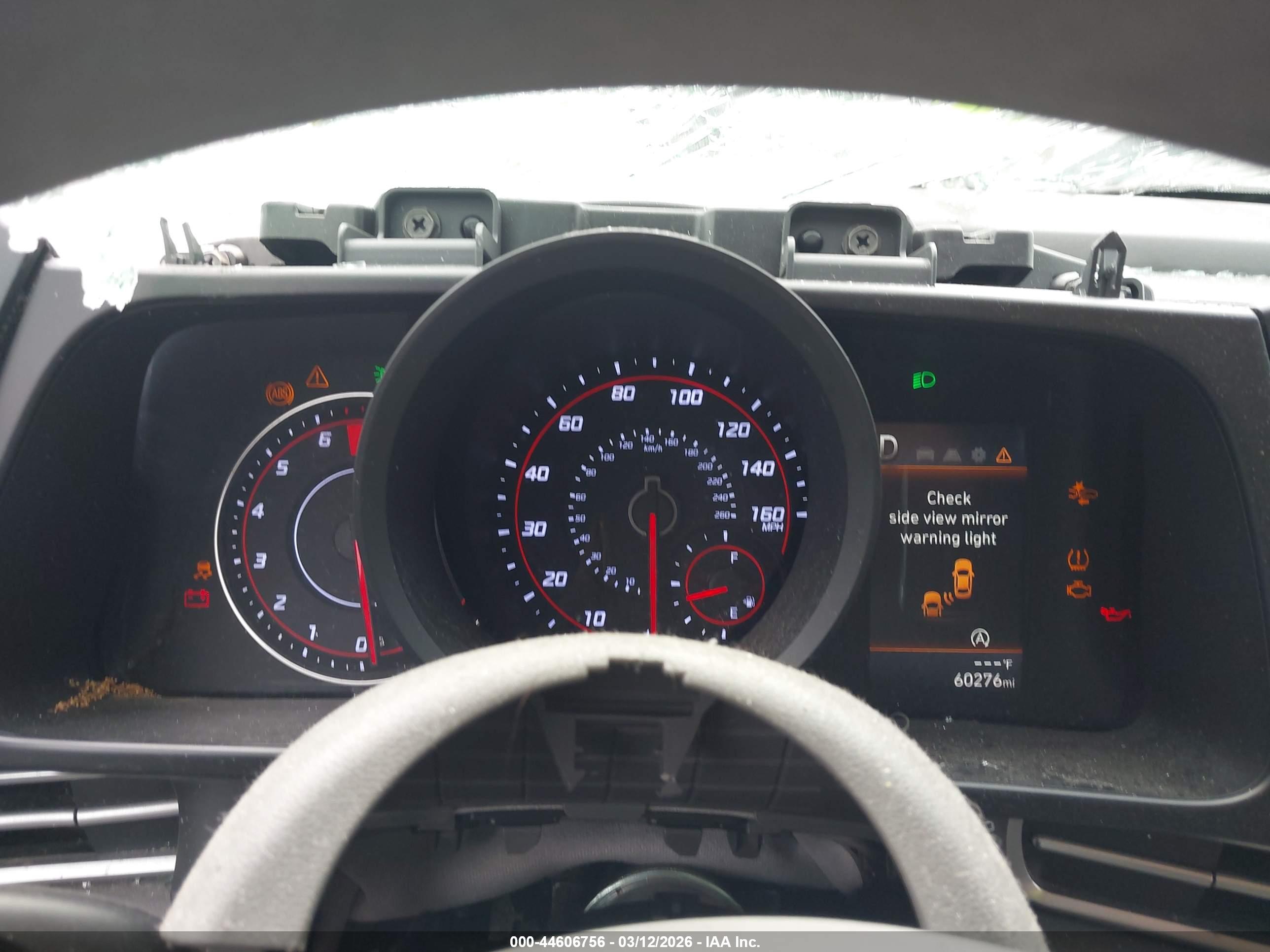 HYUNDAI ELANTRA image 7