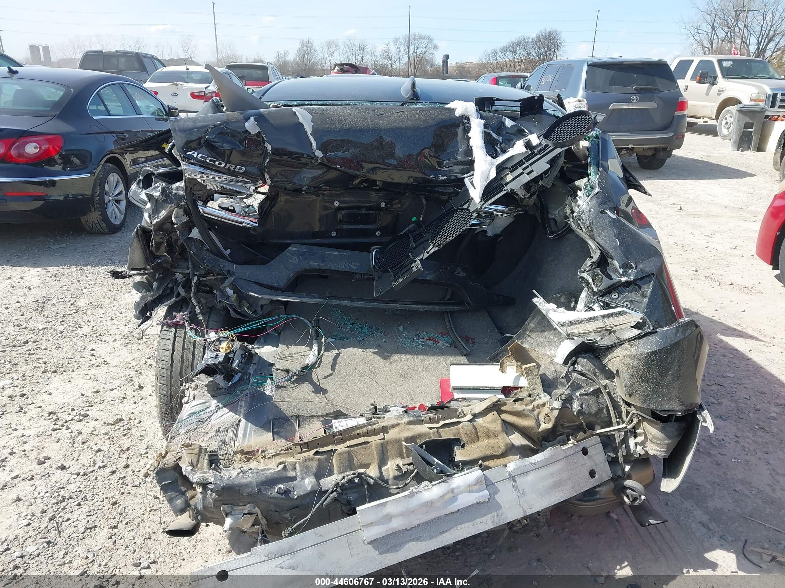 HONDA ACCORD image 6