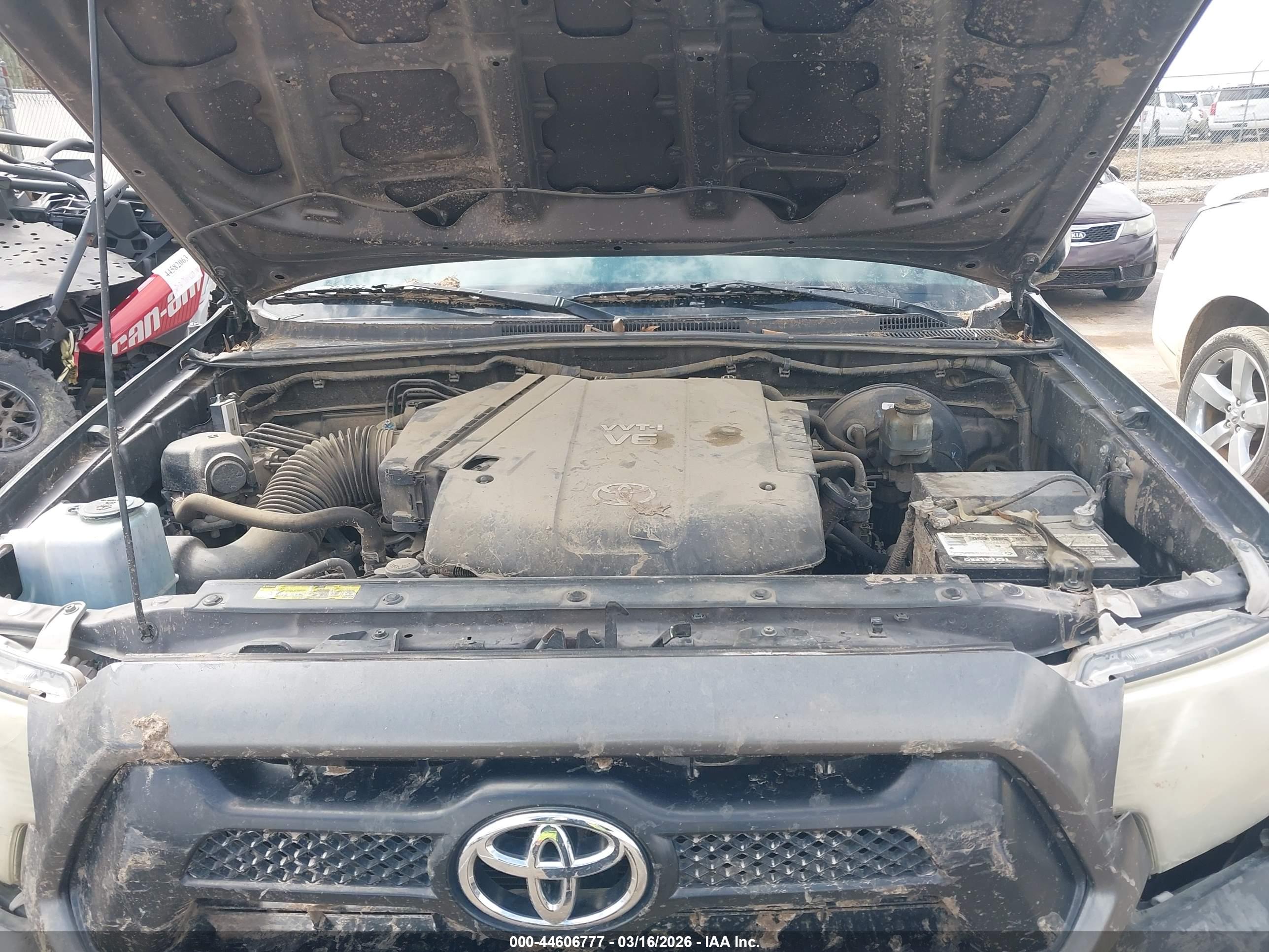 TOYOTA TACOMA image 10