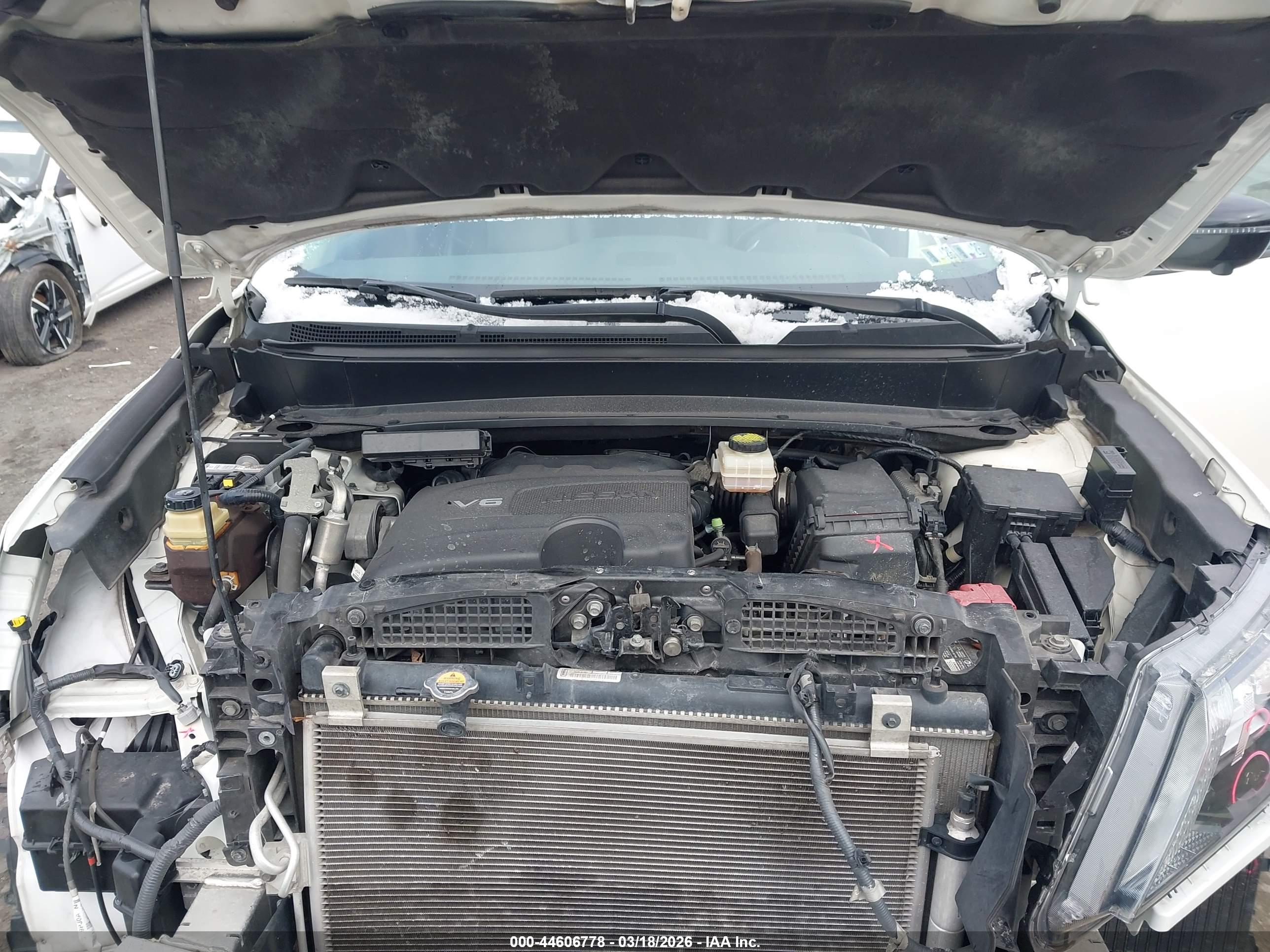 NISSAN PATHFINDER image 10