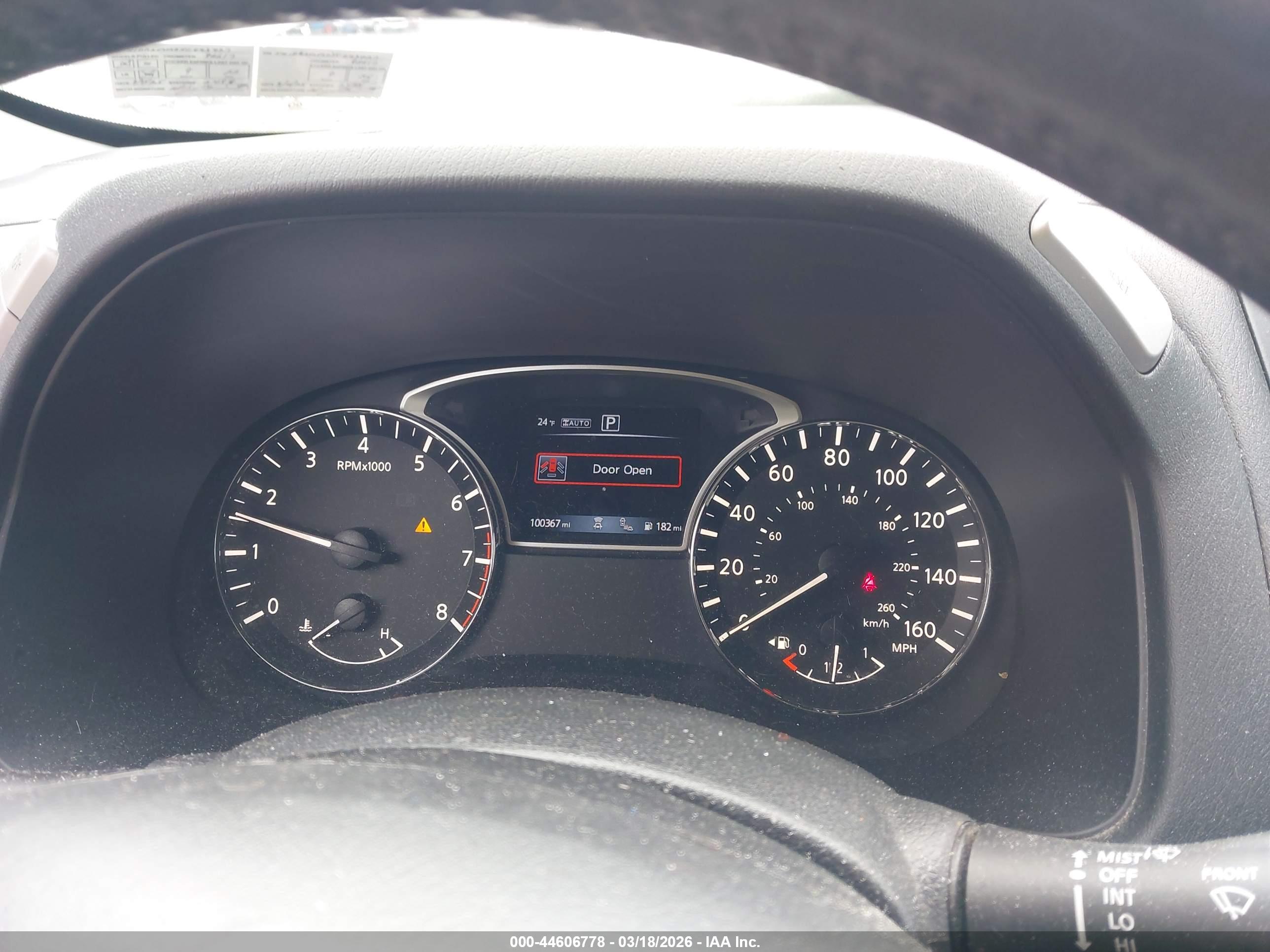 NISSAN PATHFINDER image 7