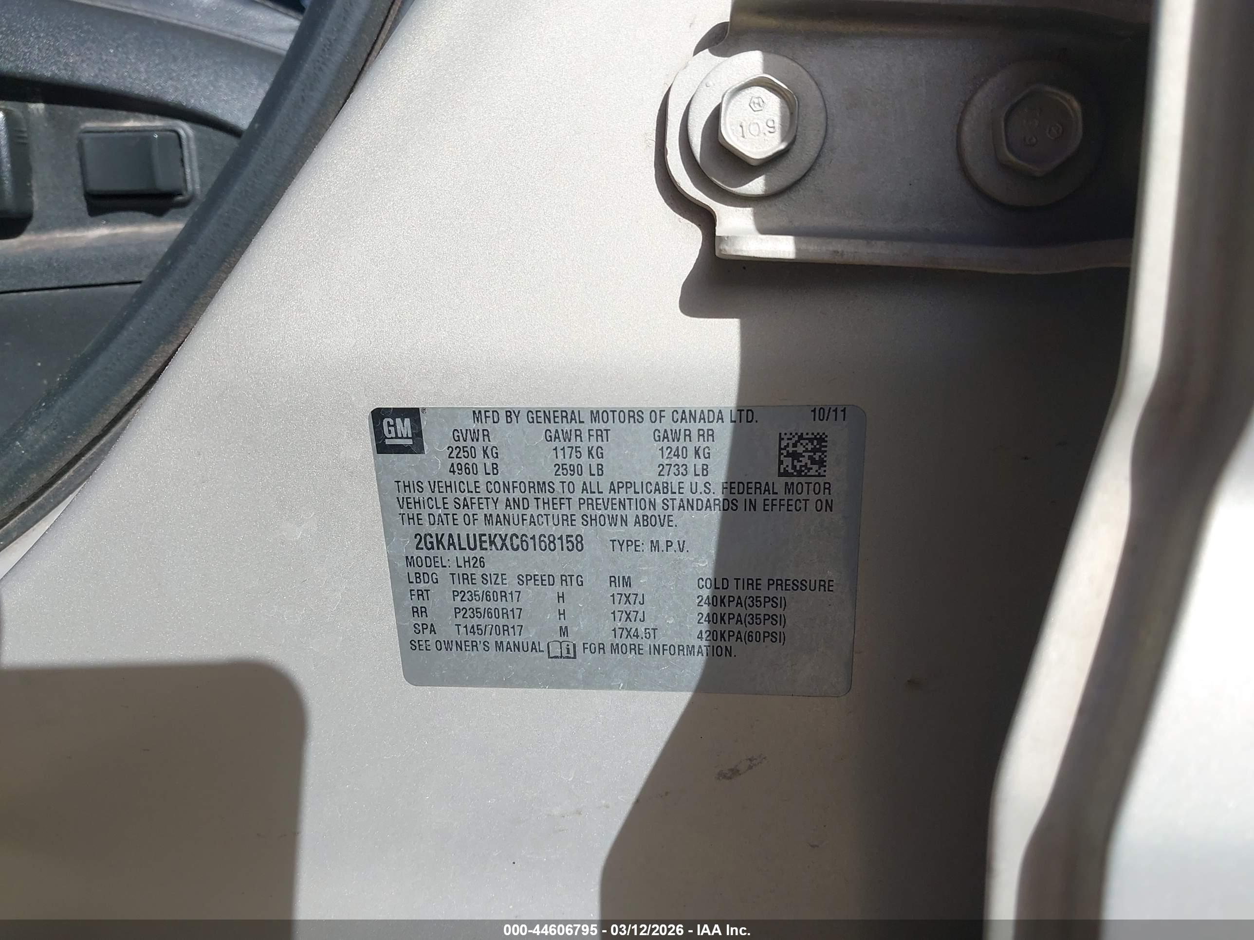 GMC TERRAIN image 9