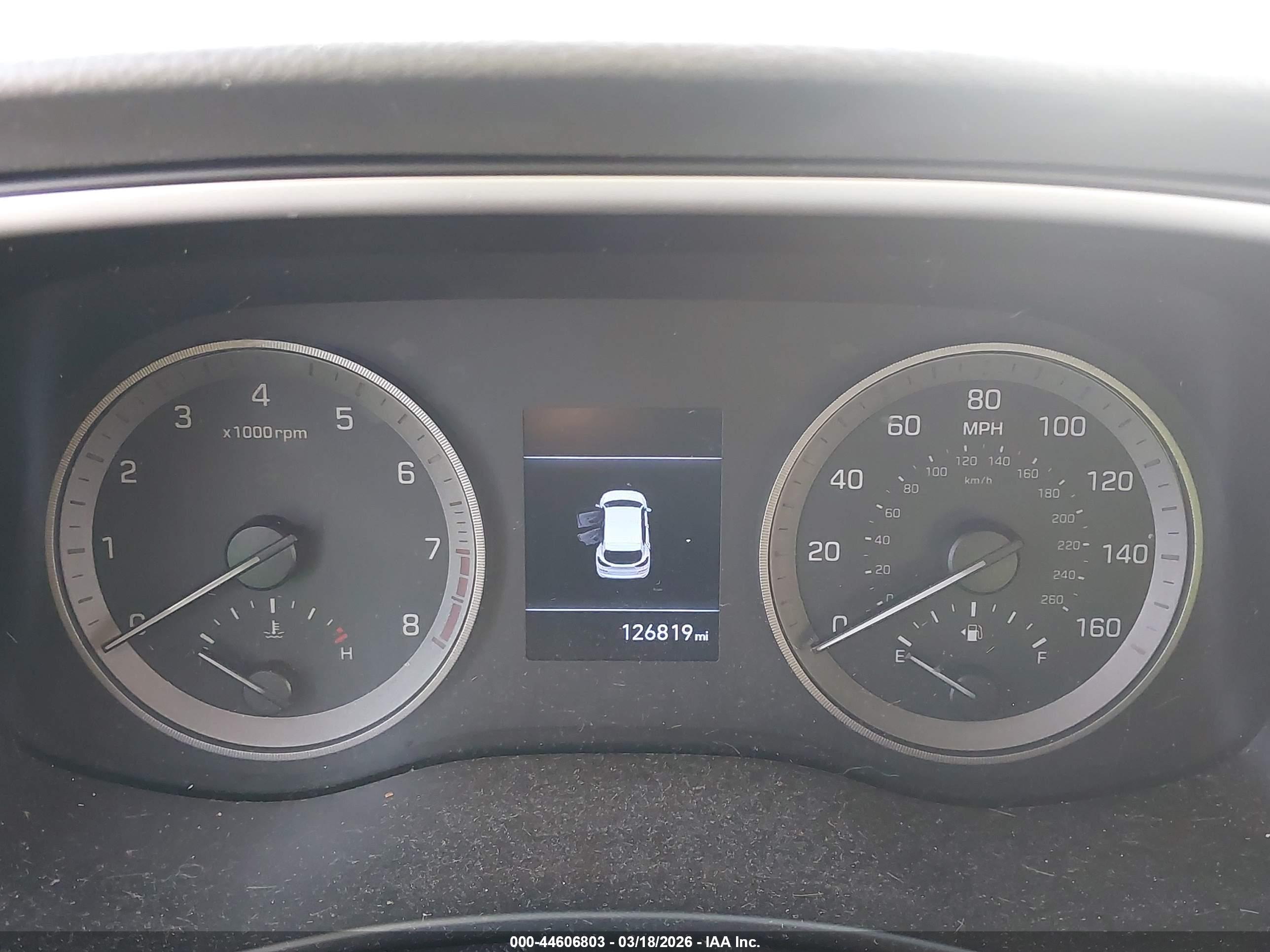 HYUNDAI TUCSON image 7