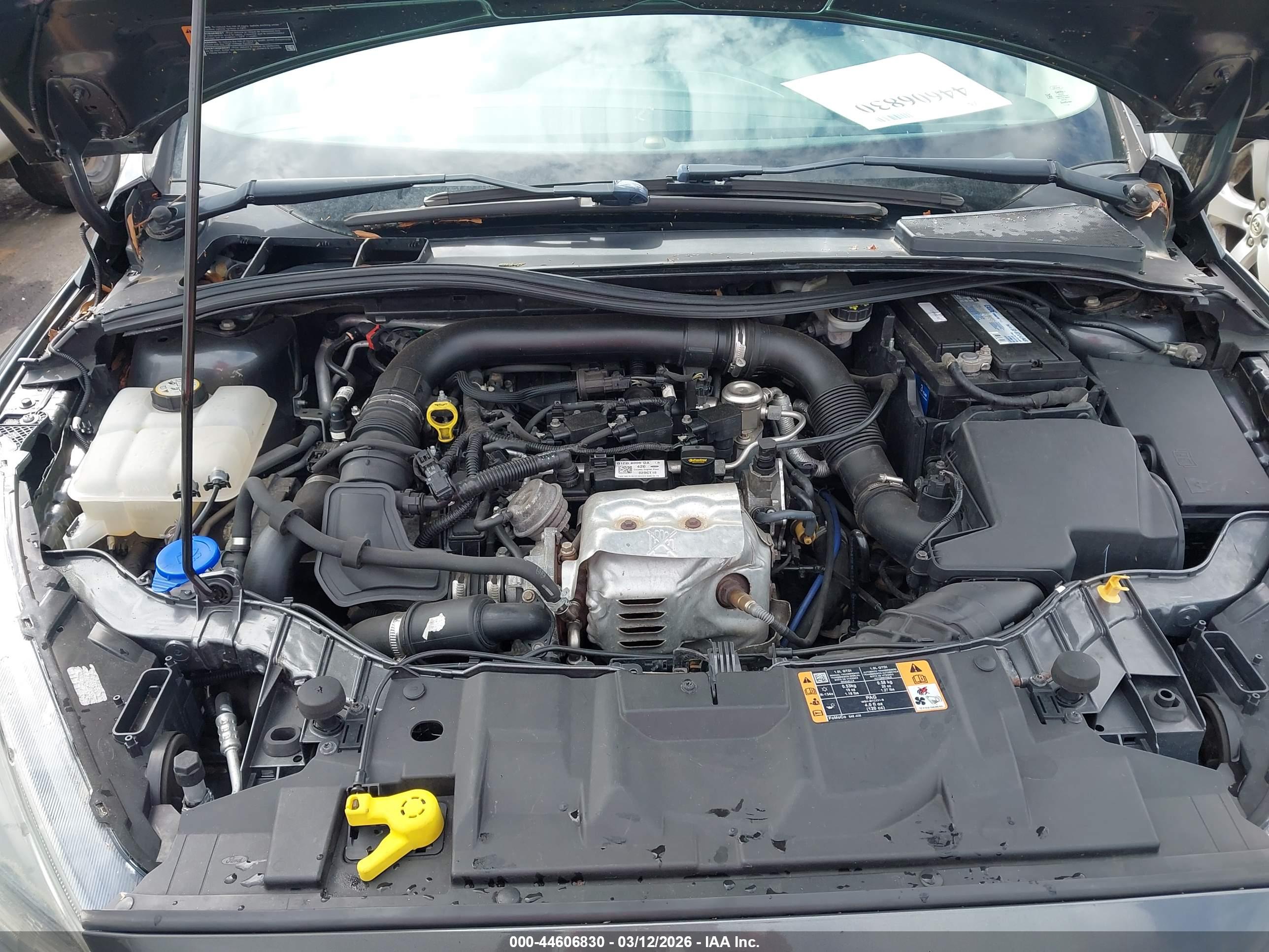 FORD FOCUS image 10