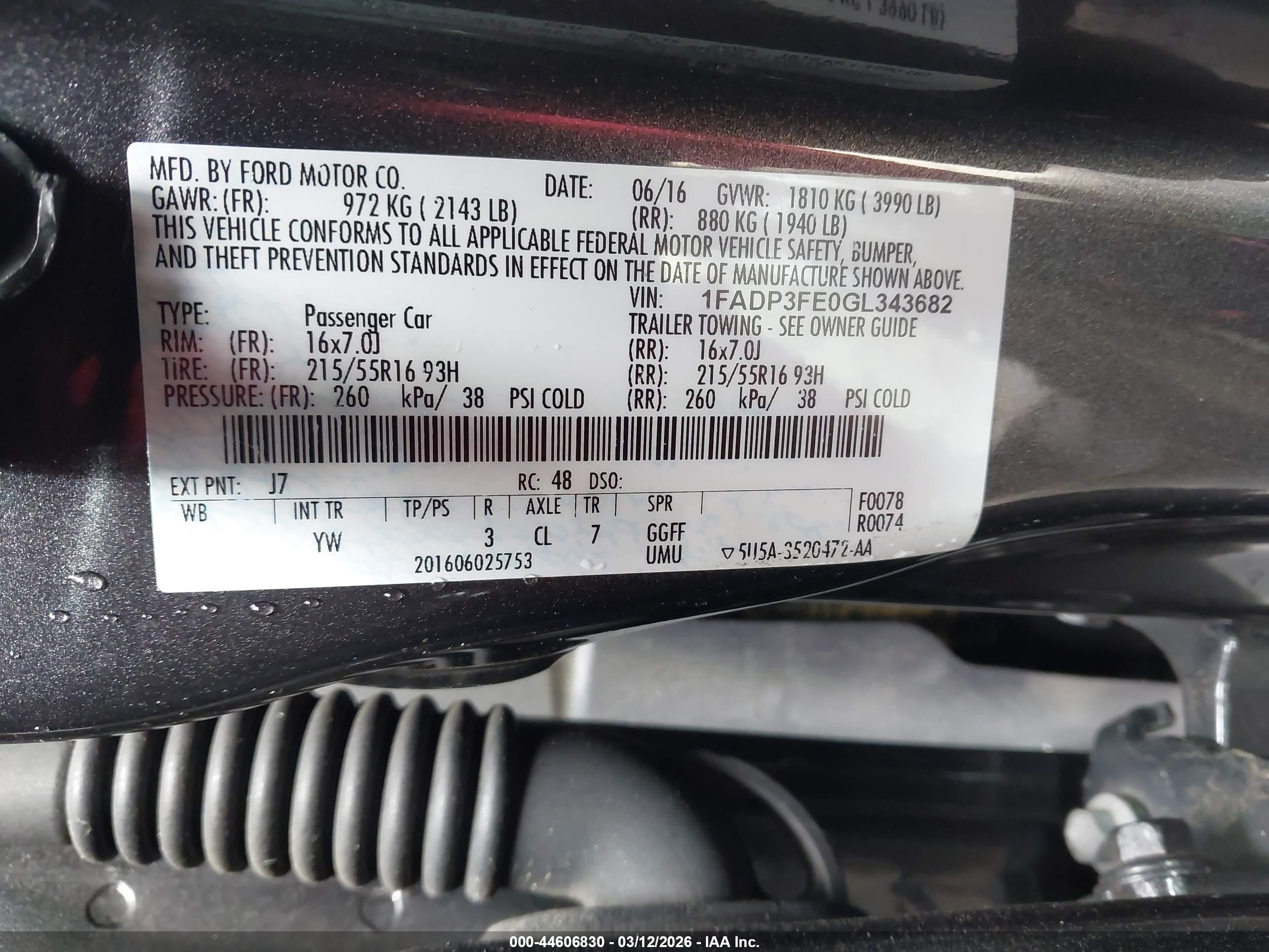 FORD FOCUS image 9