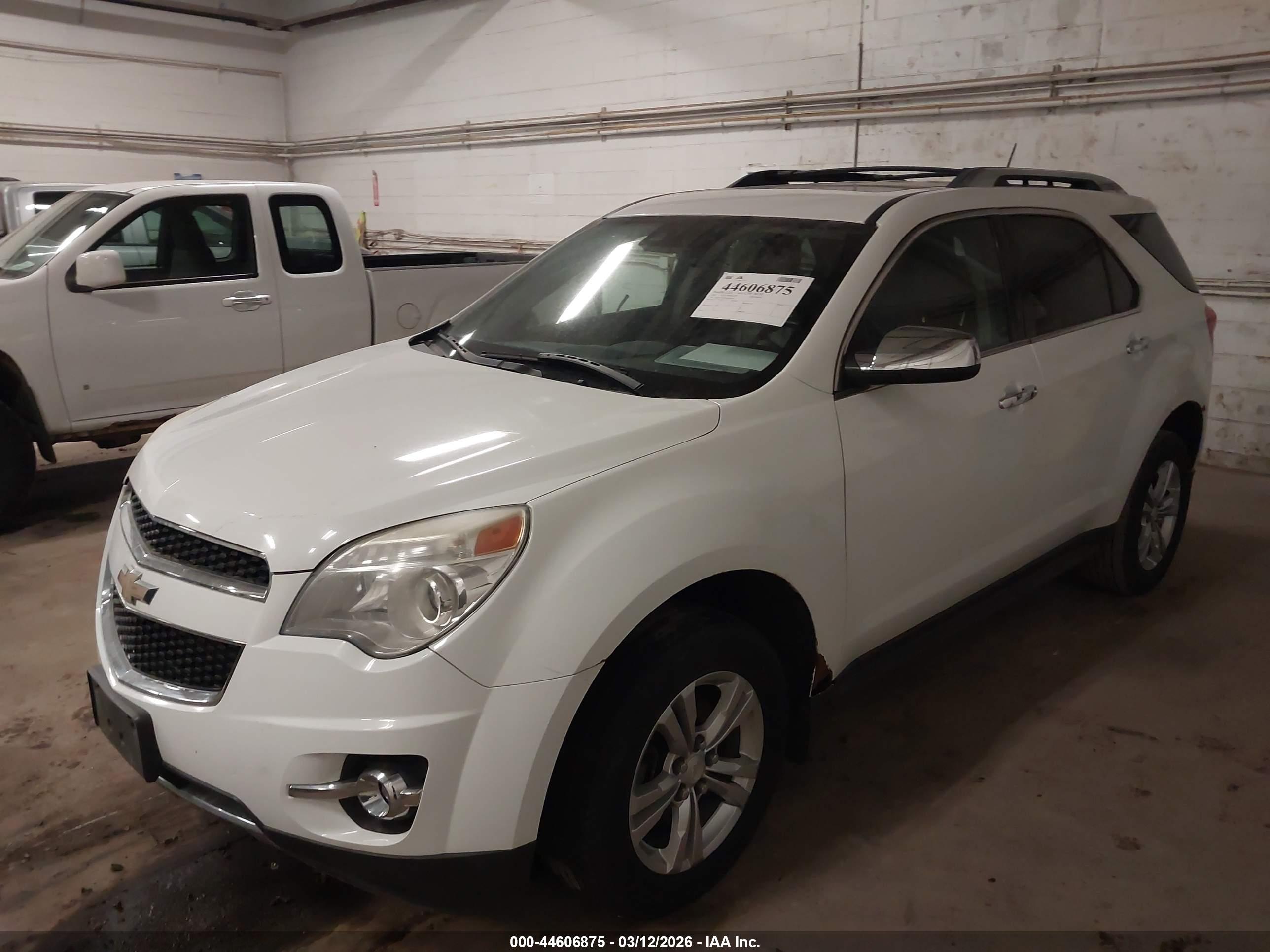 CHEVROLET EQUINOX image 2