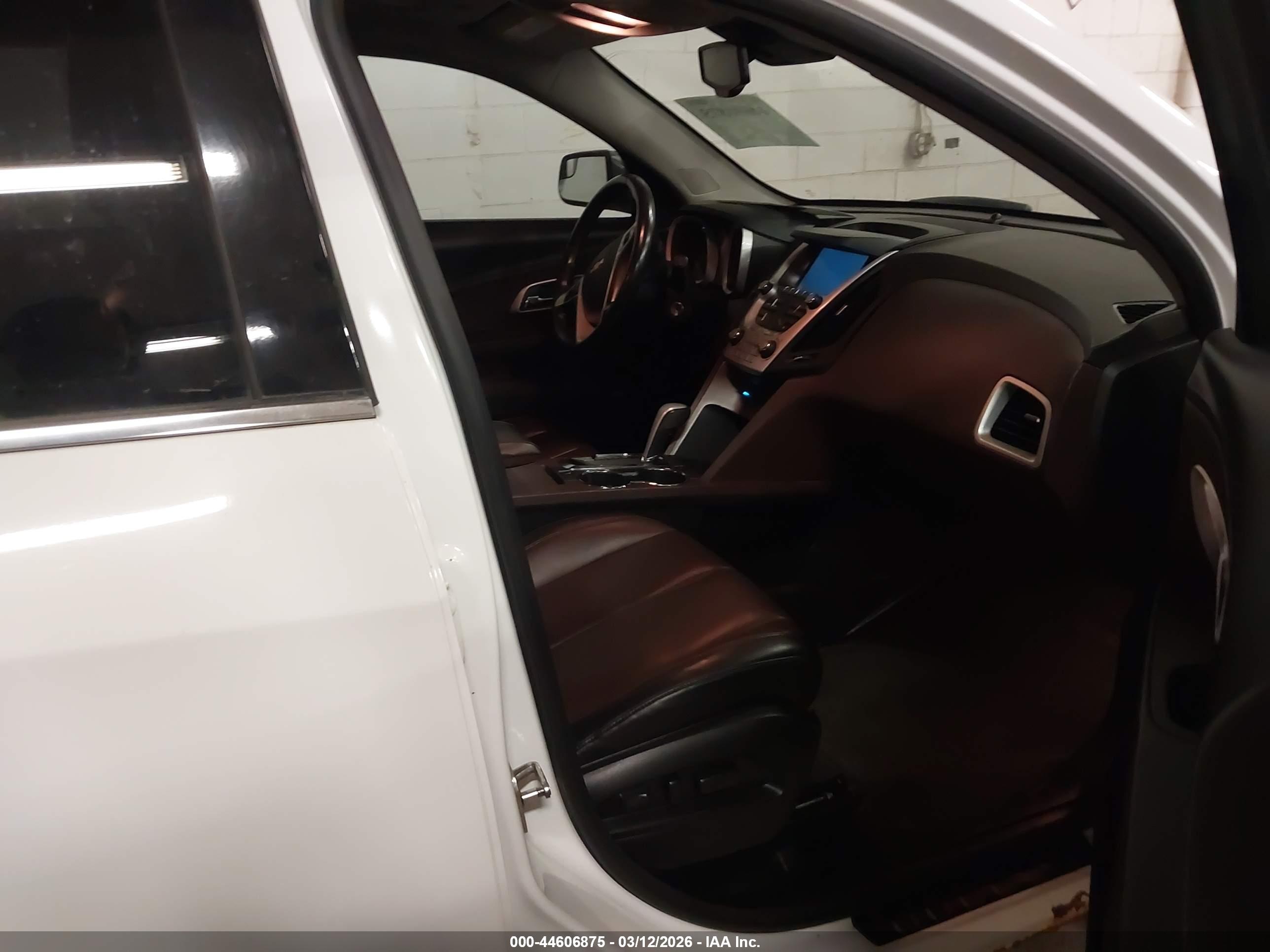 CHEVROLET EQUINOX image 5