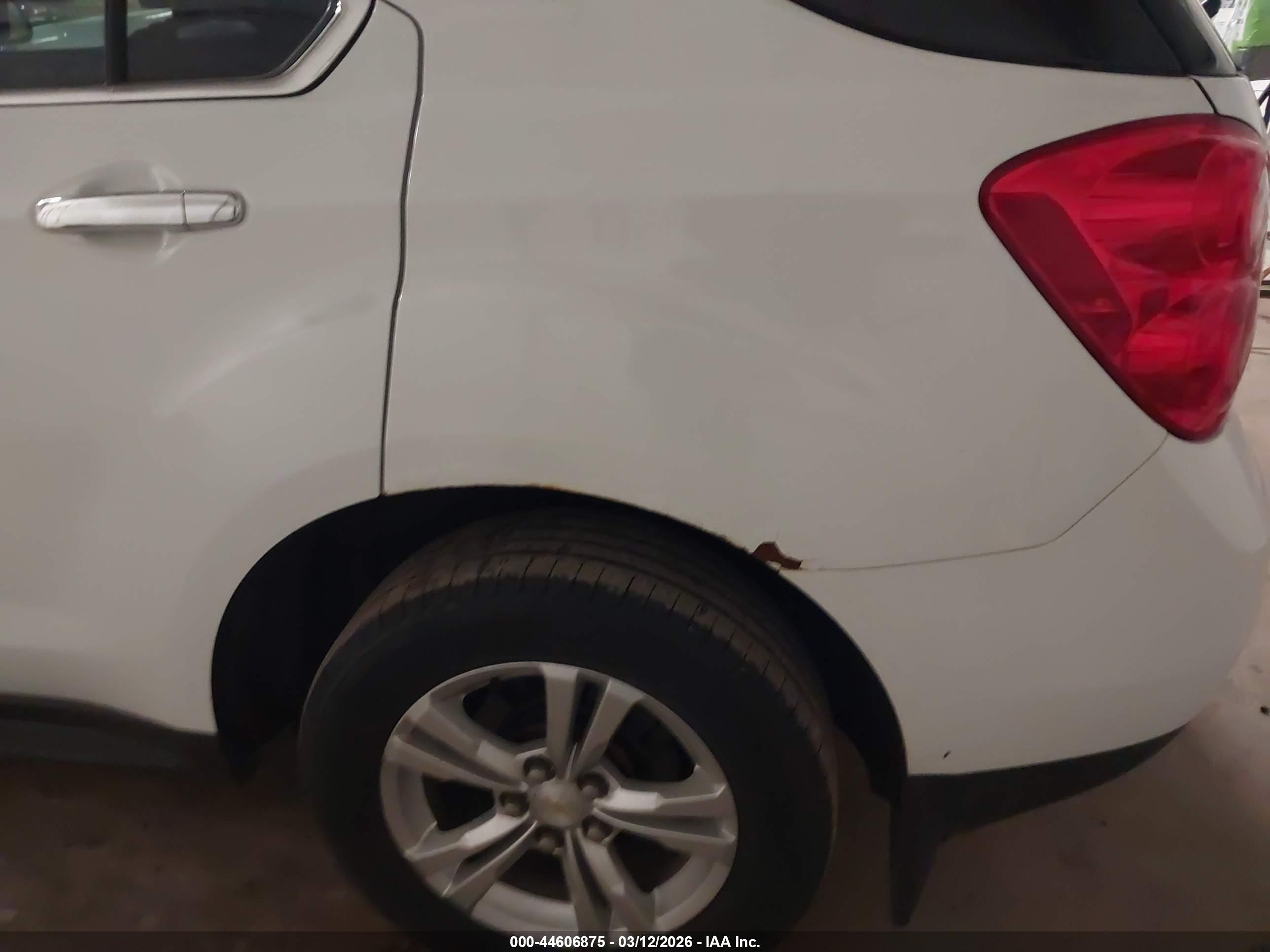 CHEVROLET EQUINOX image 6