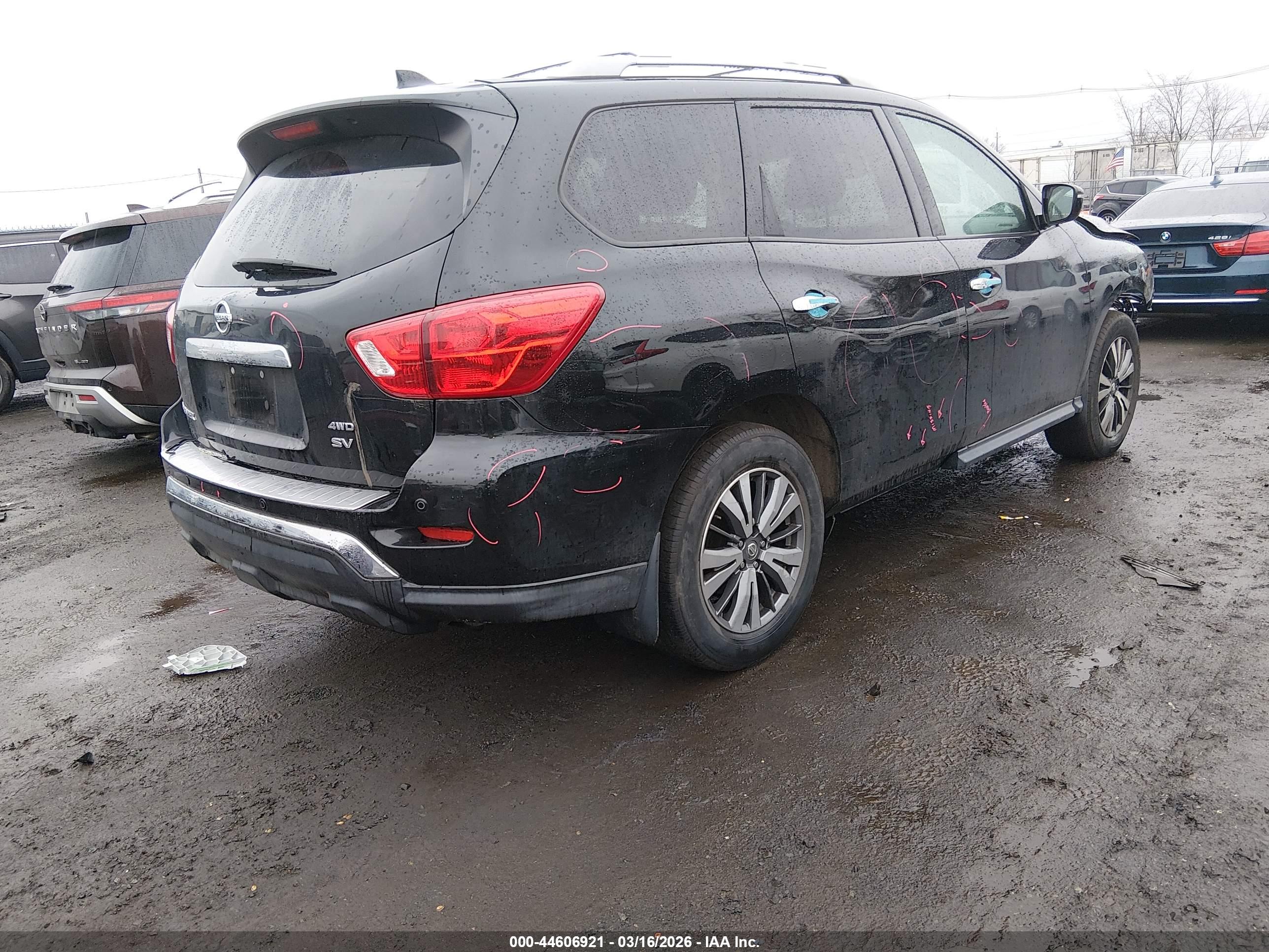 NISSAN PATHFINDER image 4