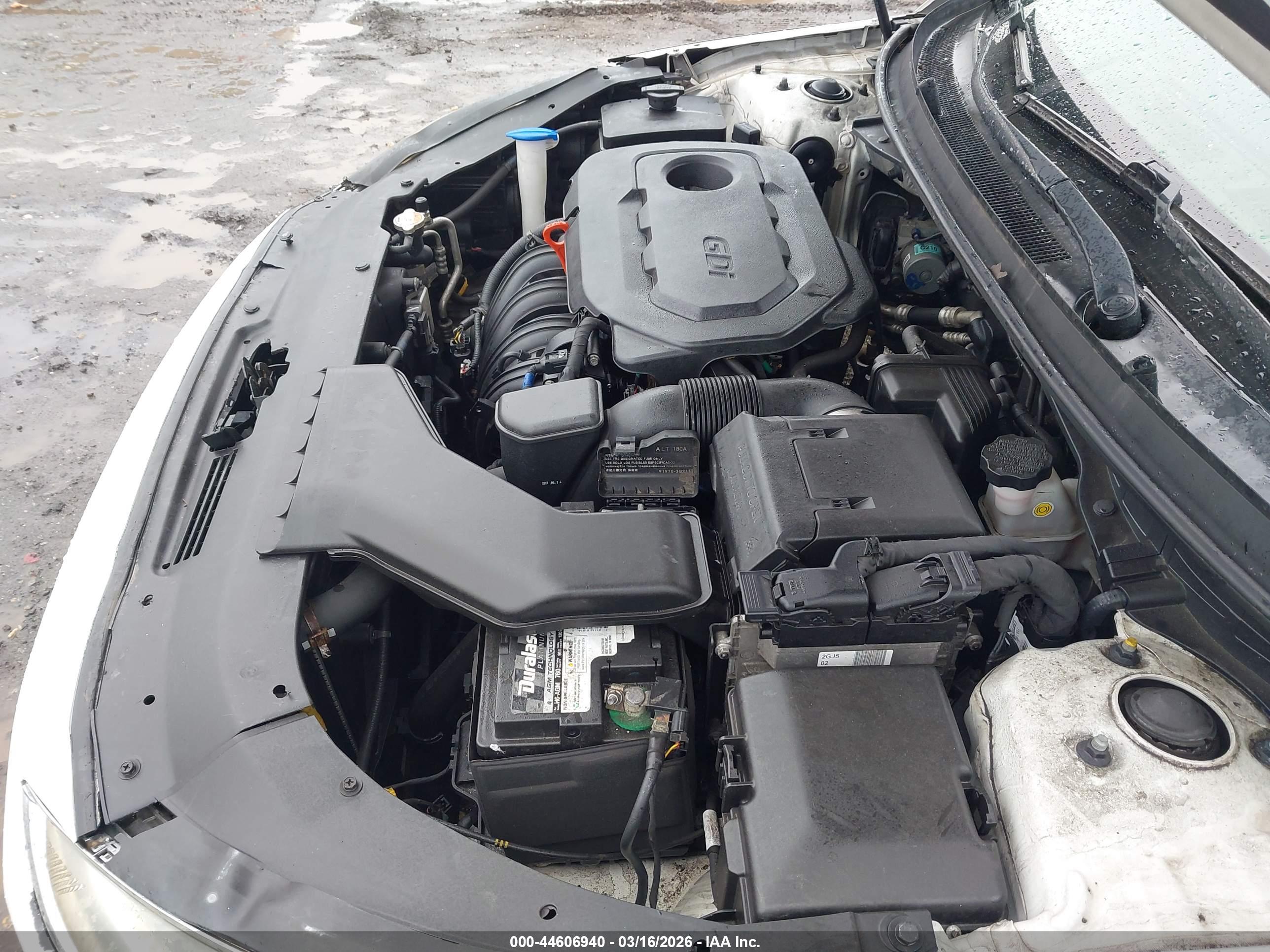 HYUNDAI SONATA image 10