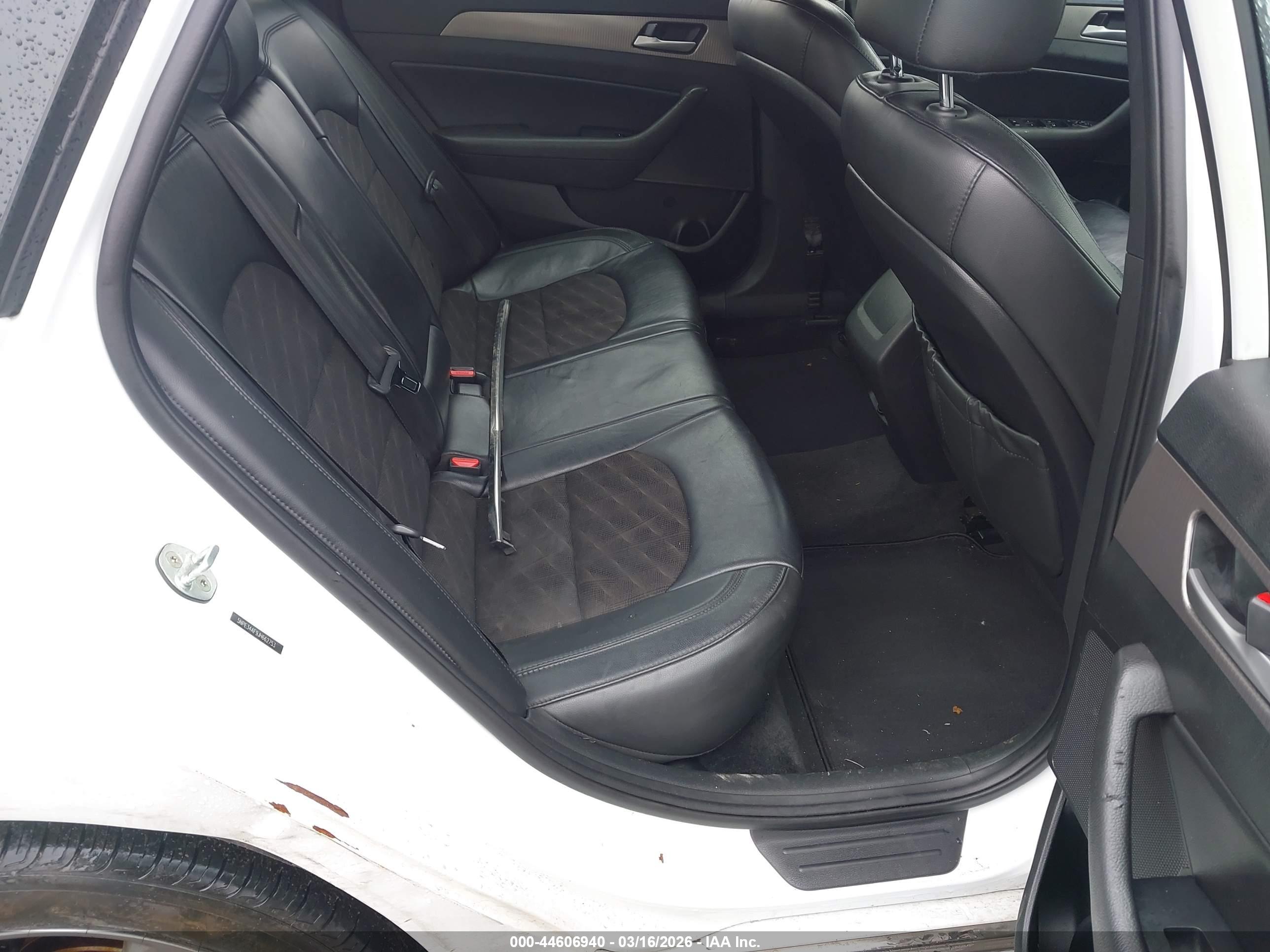 HYUNDAI SONATA image 8