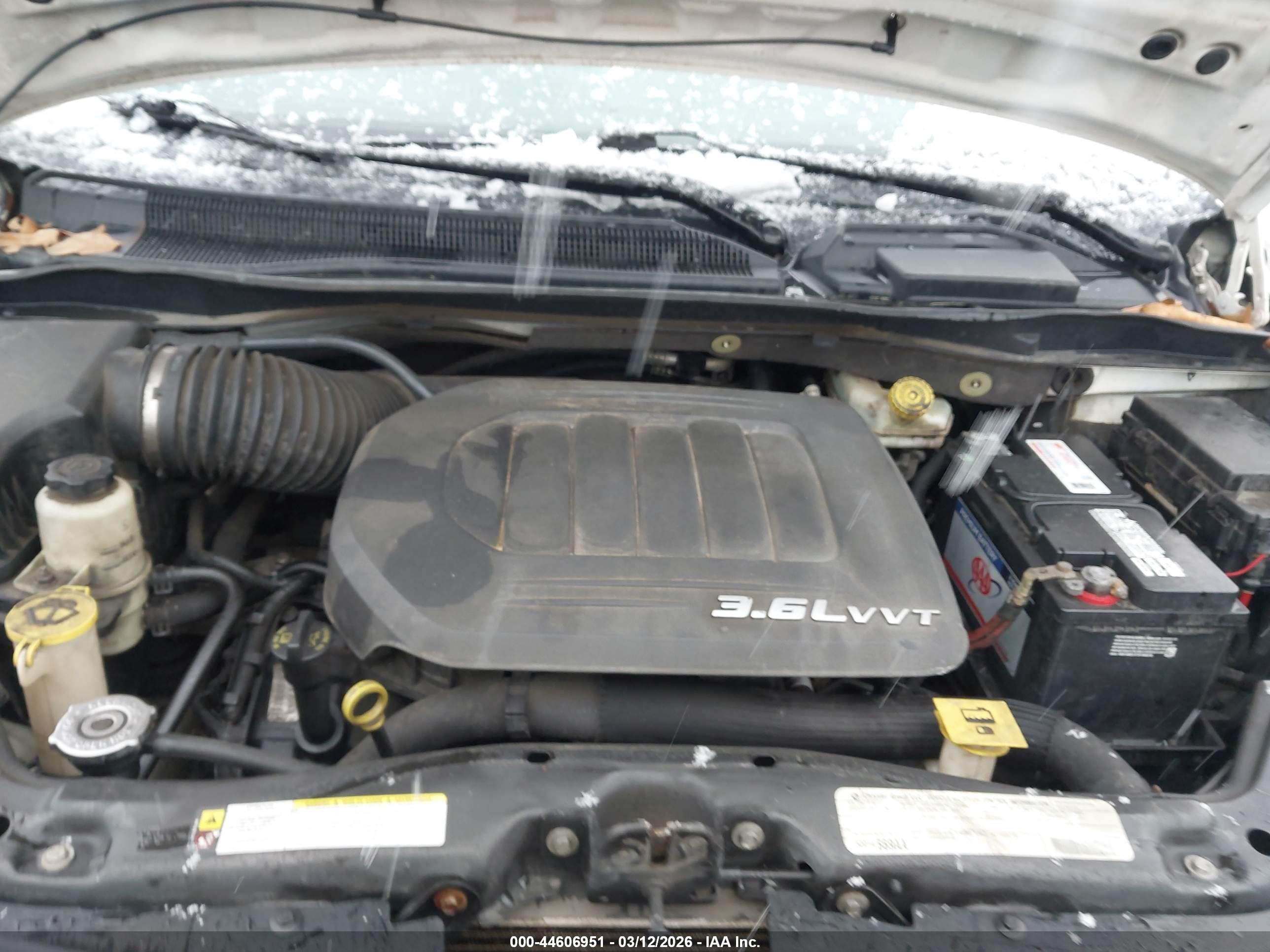 CHRYSLER TOWN image 10