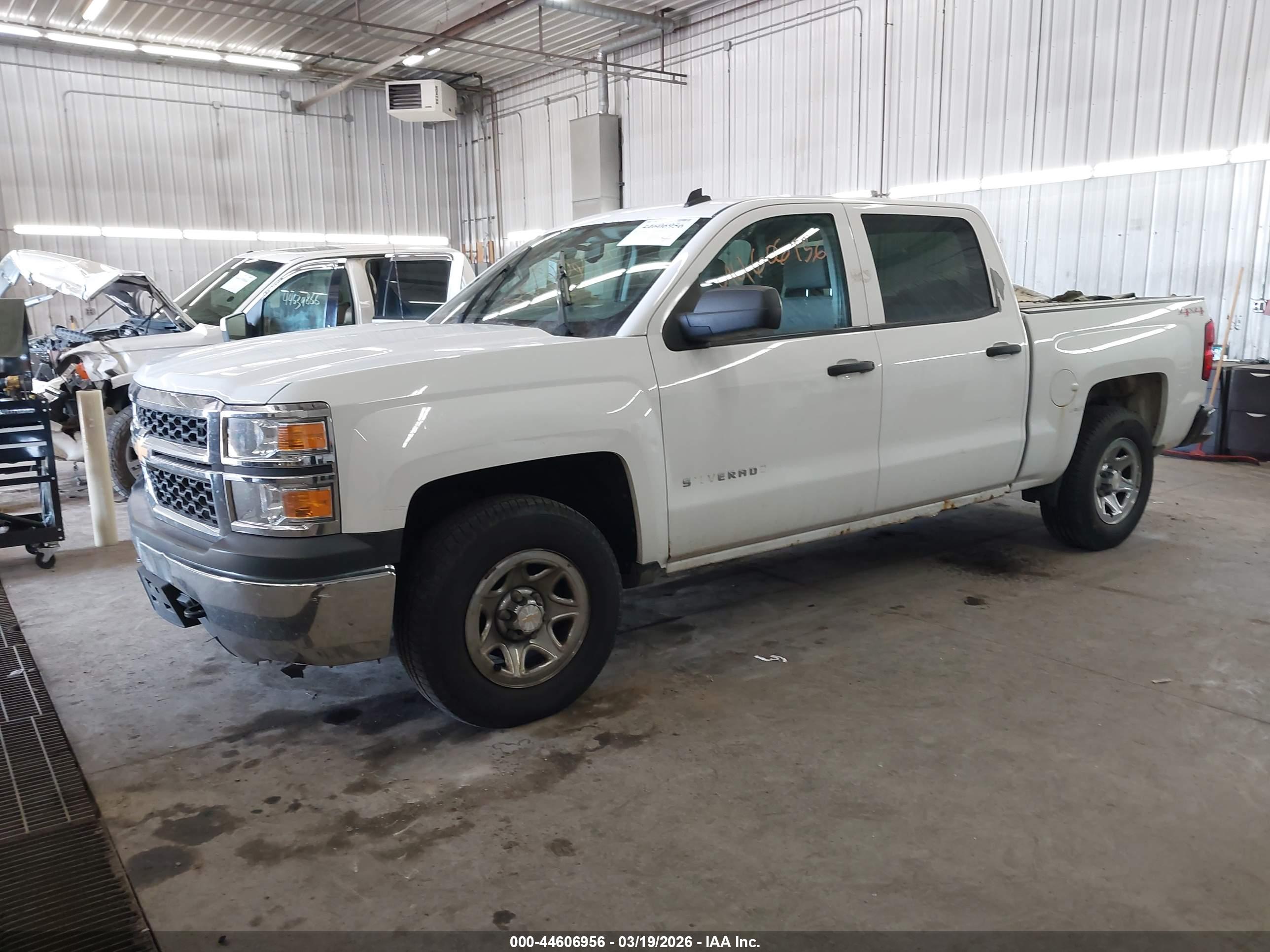 CHEVROLET SILVERADO image 2