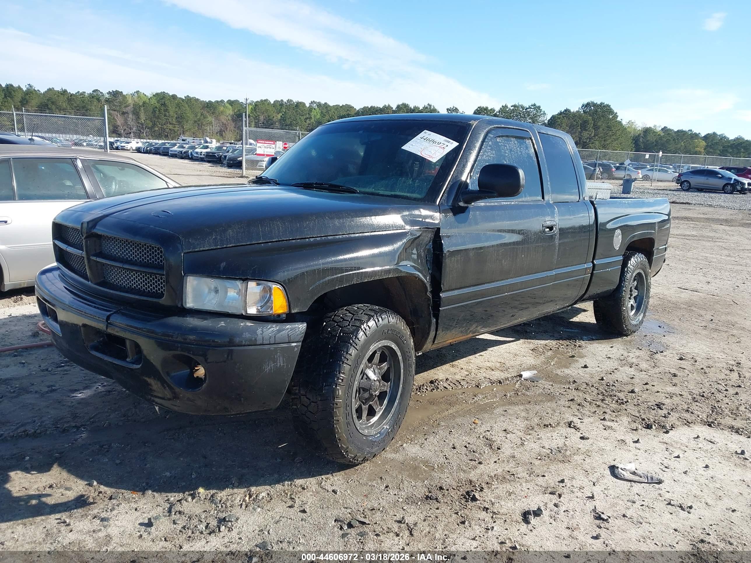 DODGE RAM image 2