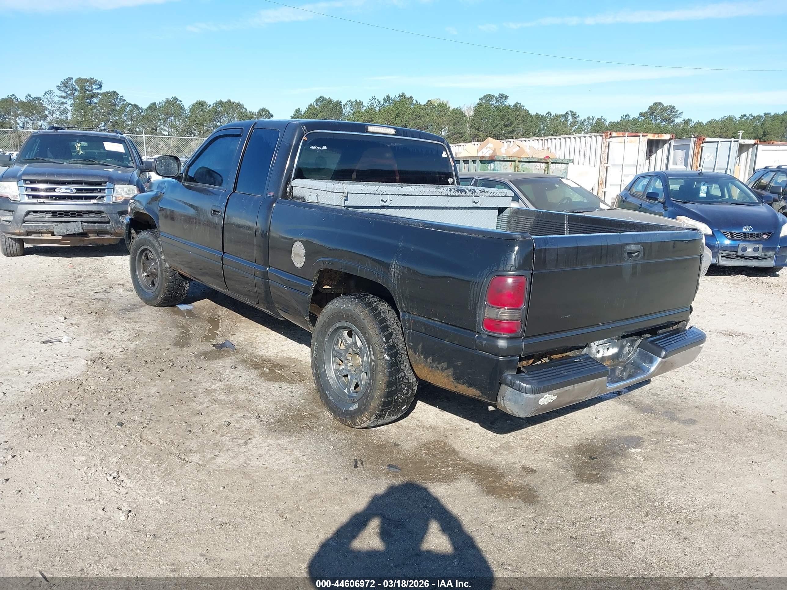 DODGE RAM image 3