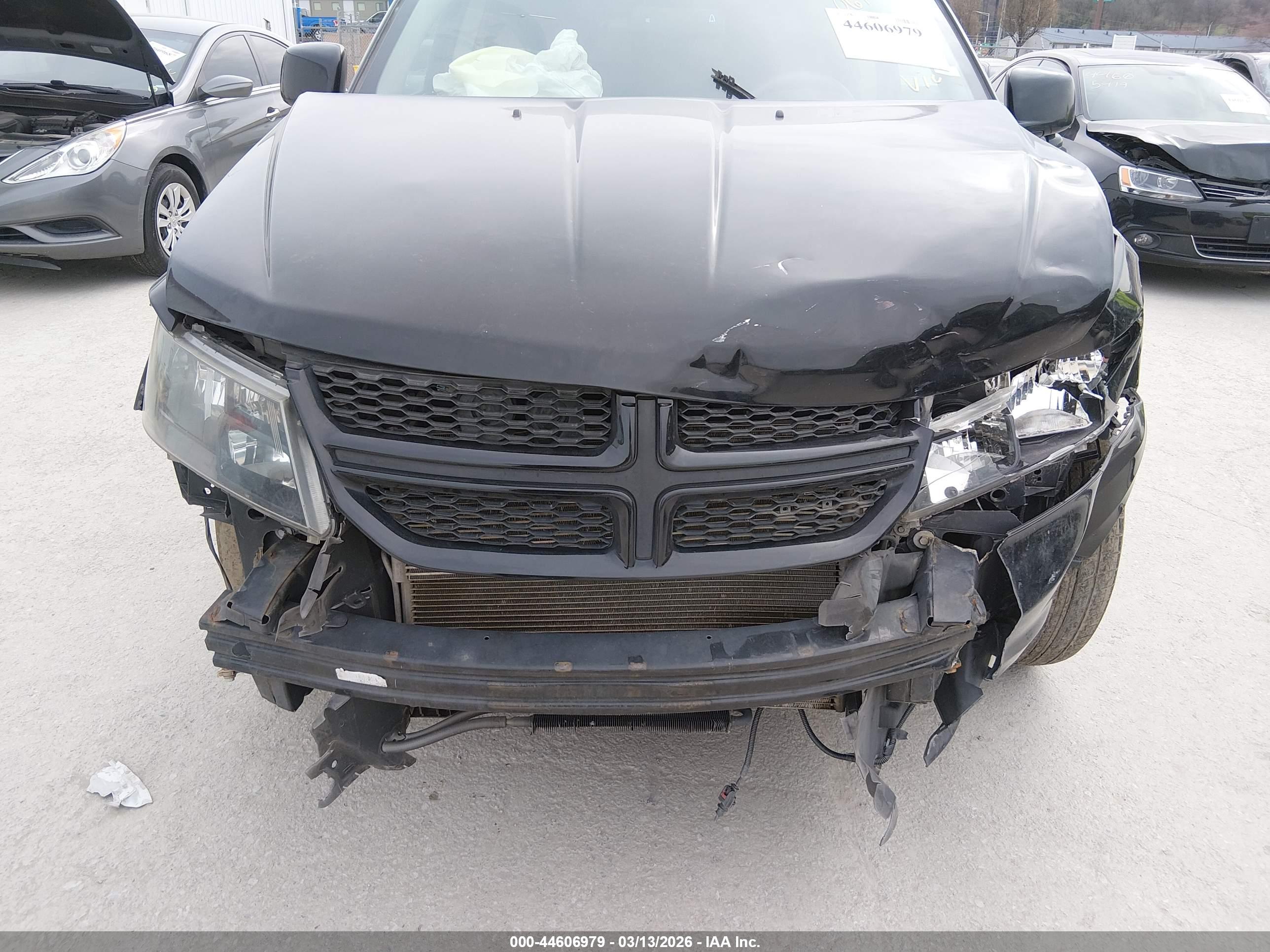 DODGE JOURNEY image 6