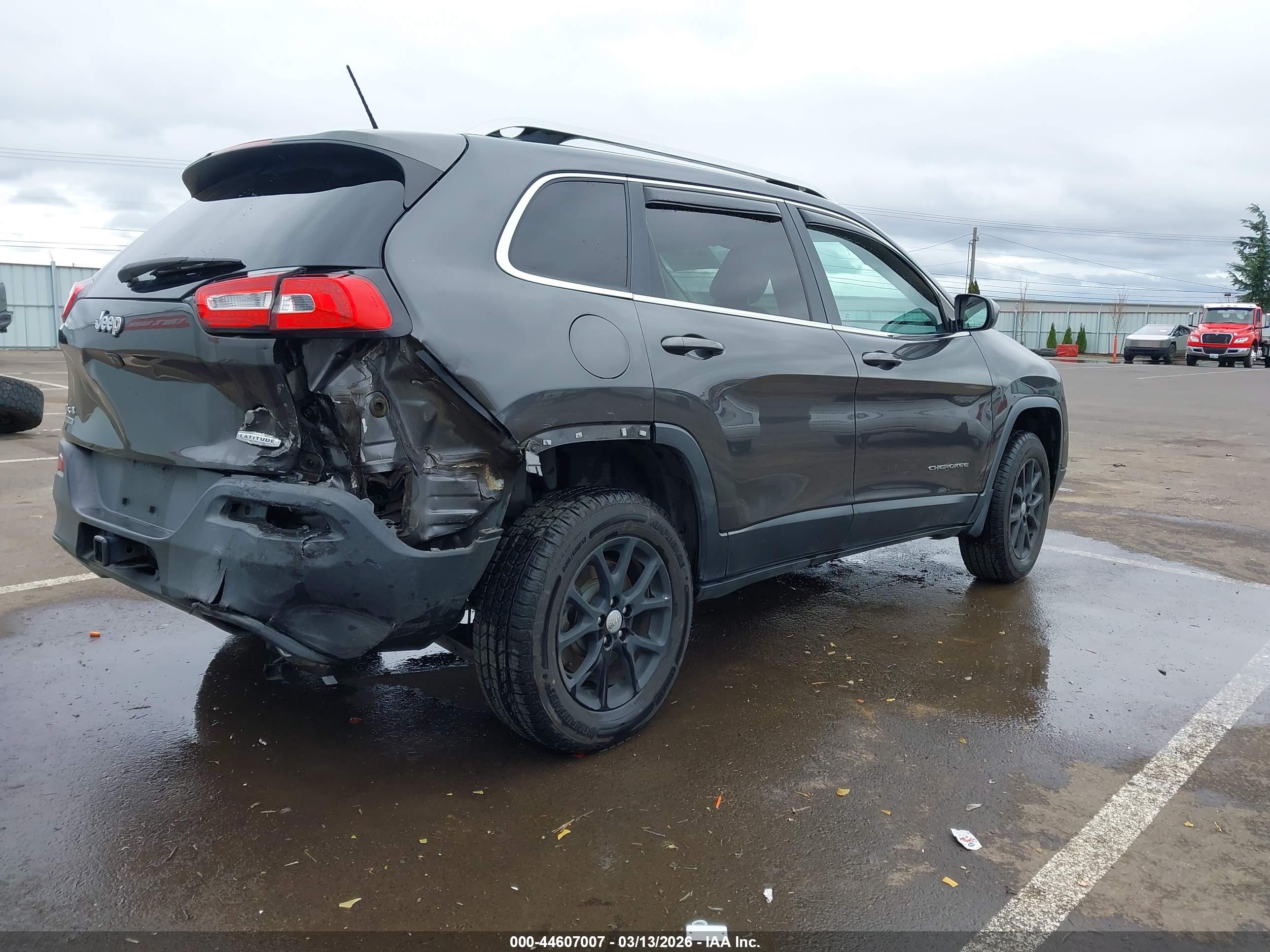 JEEP CHEROKEE image 4