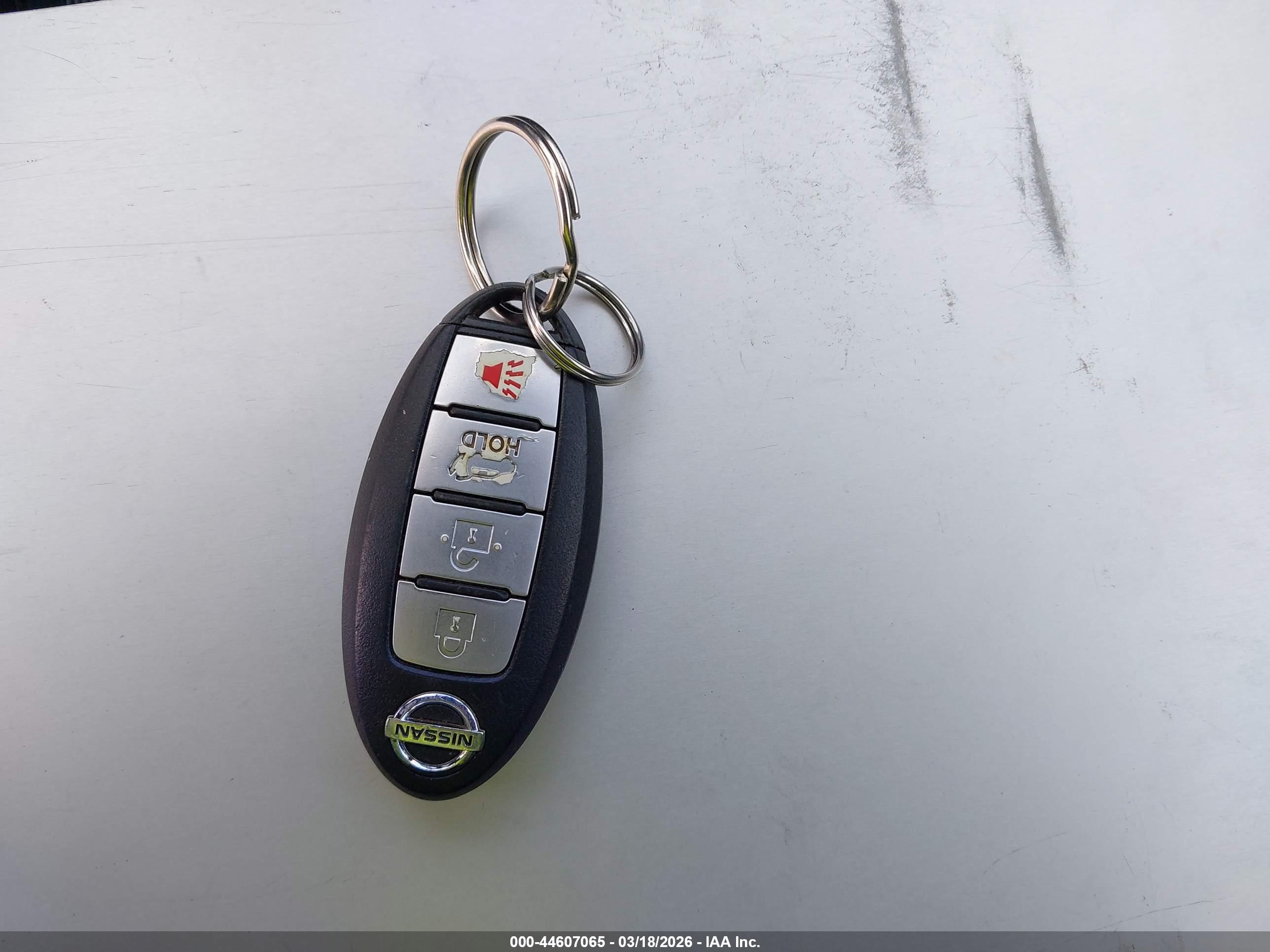 NISSAN ROGUE image 11