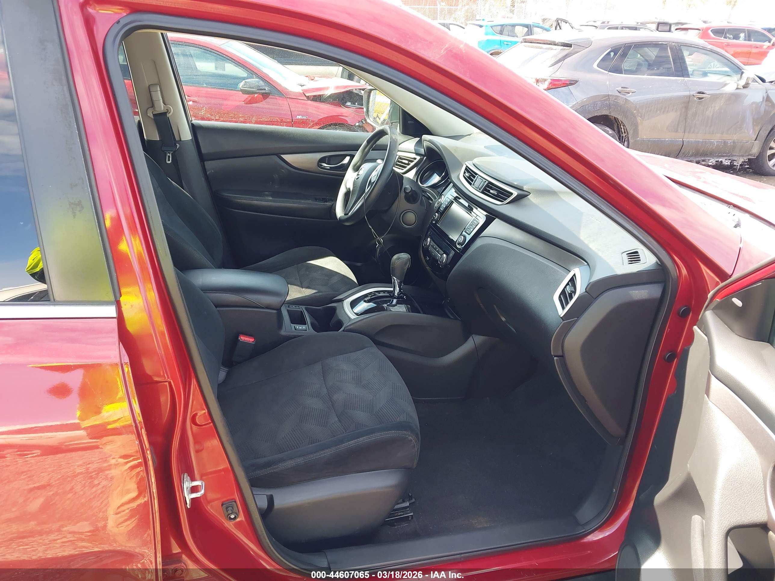 NISSAN ROGUE image 5