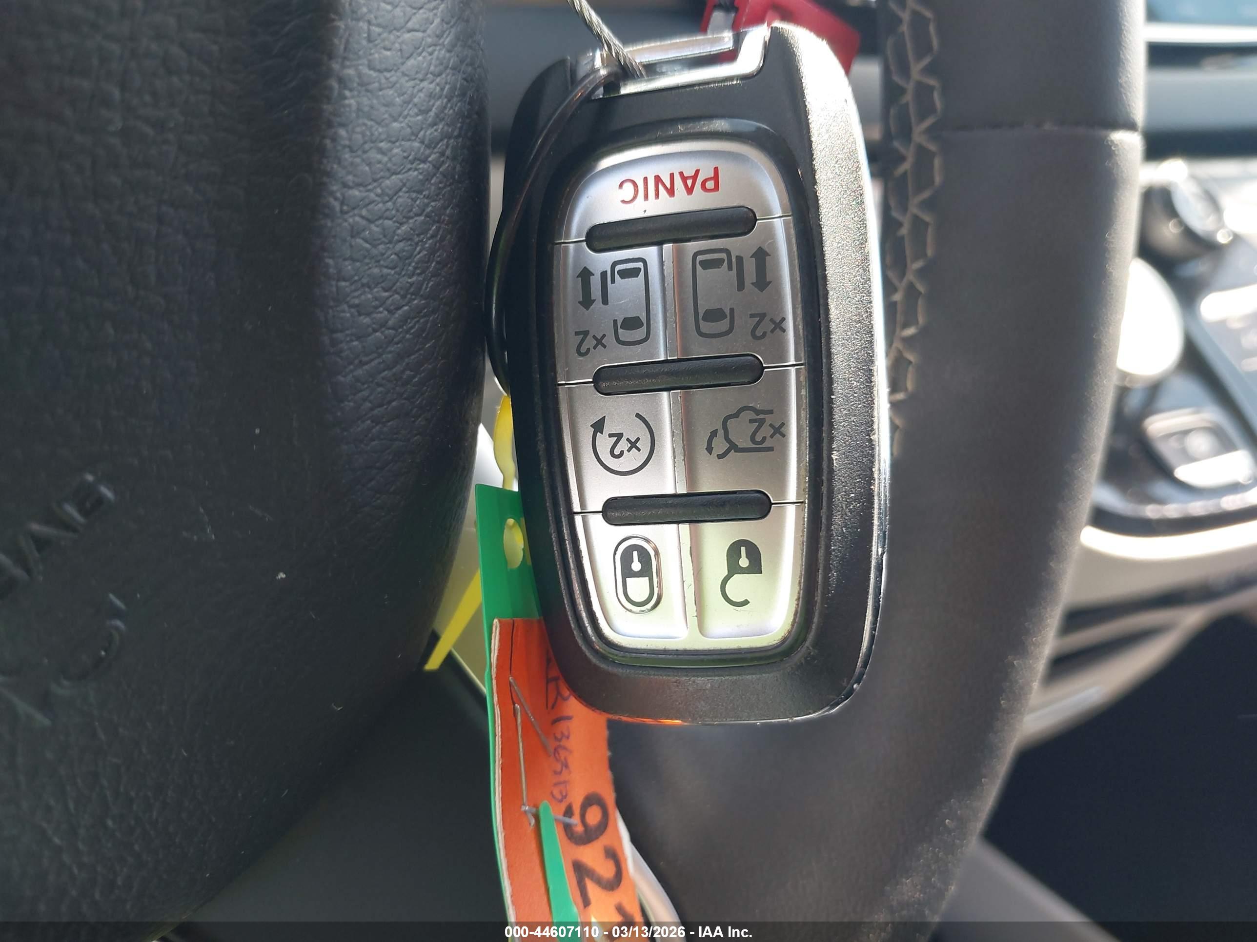 CHRYSLER PACIFICA image 11