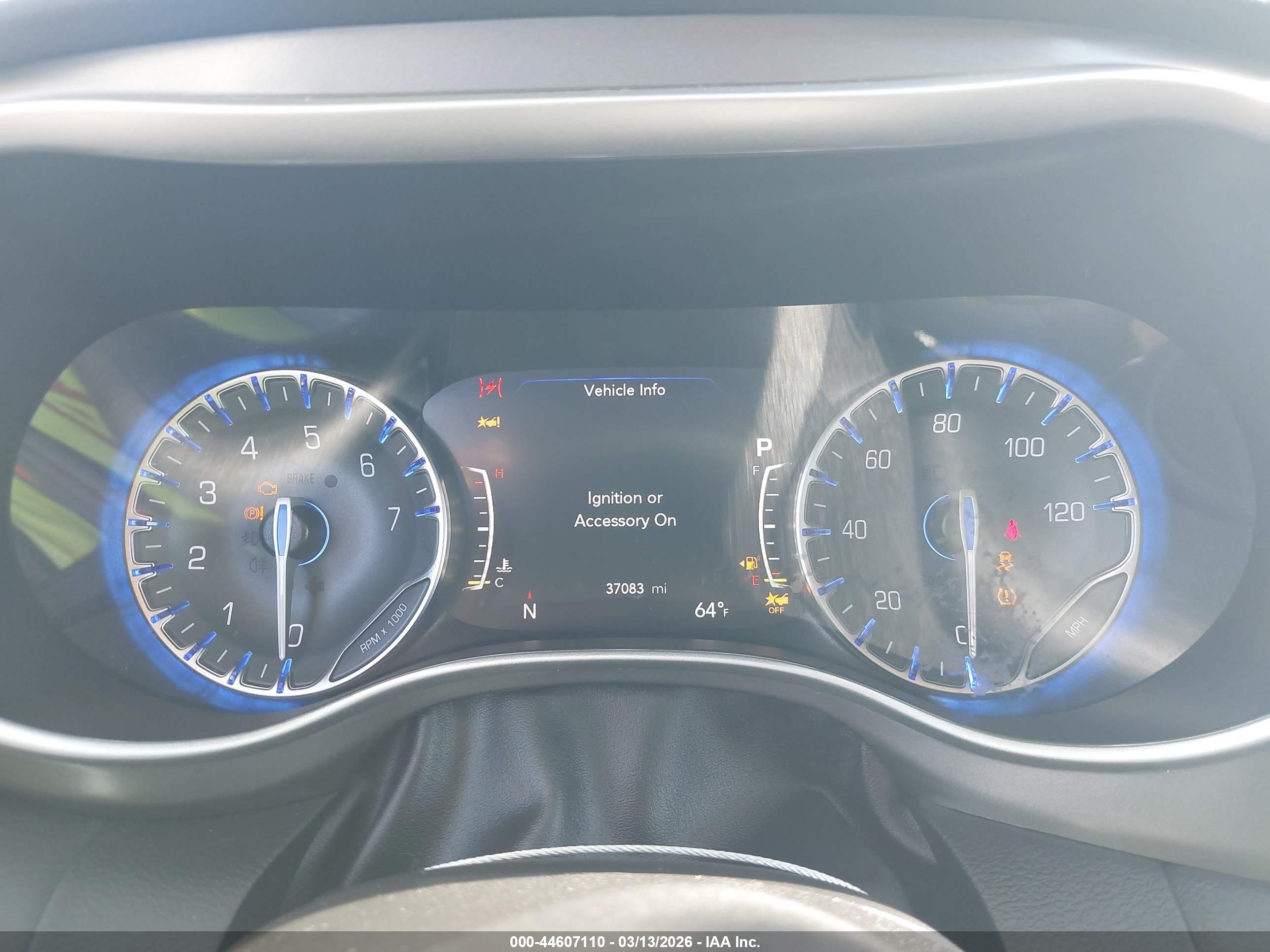 CHRYSLER PACIFICA image 7