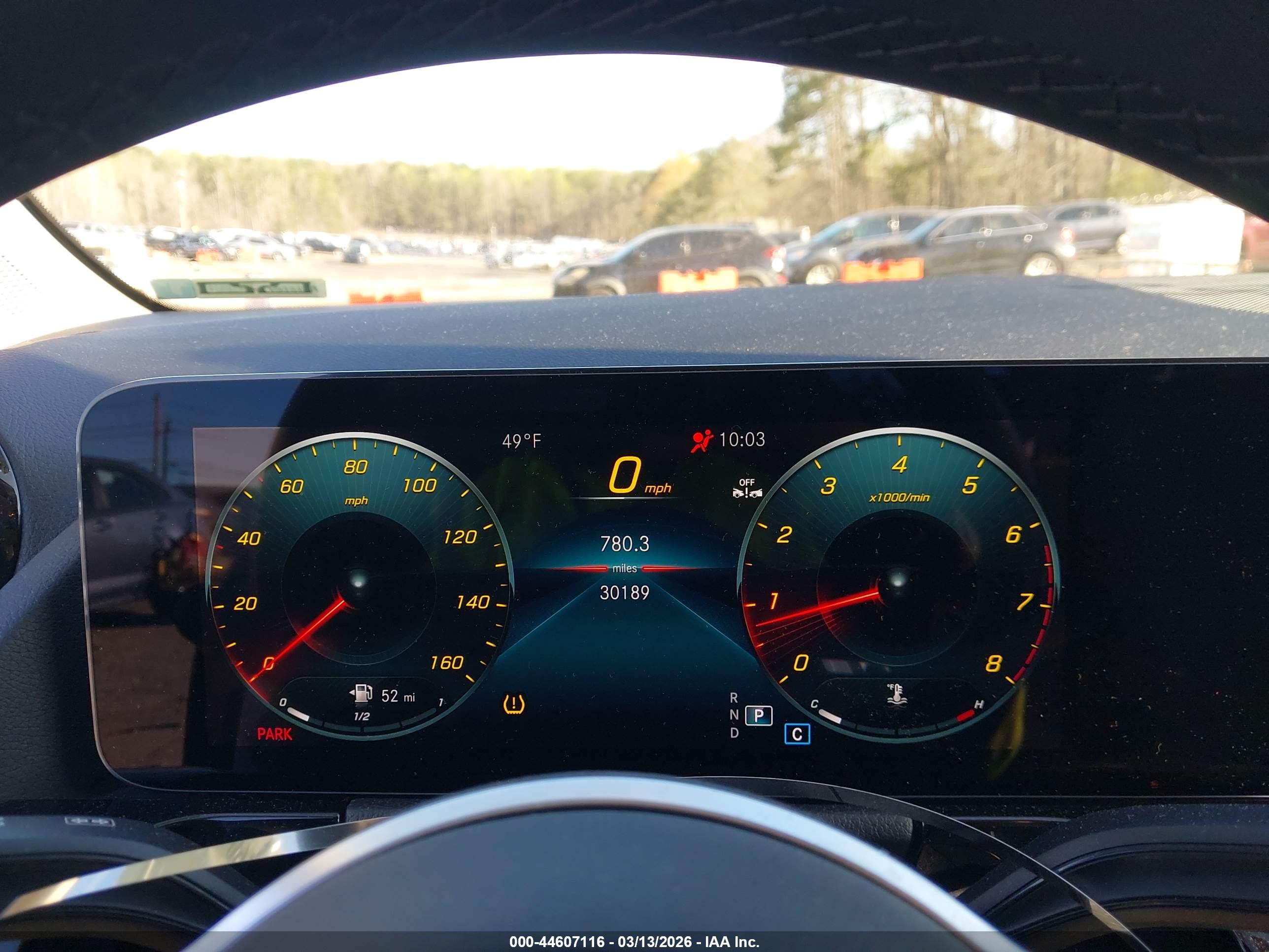 MERCEDES-BENZ GLA image 7