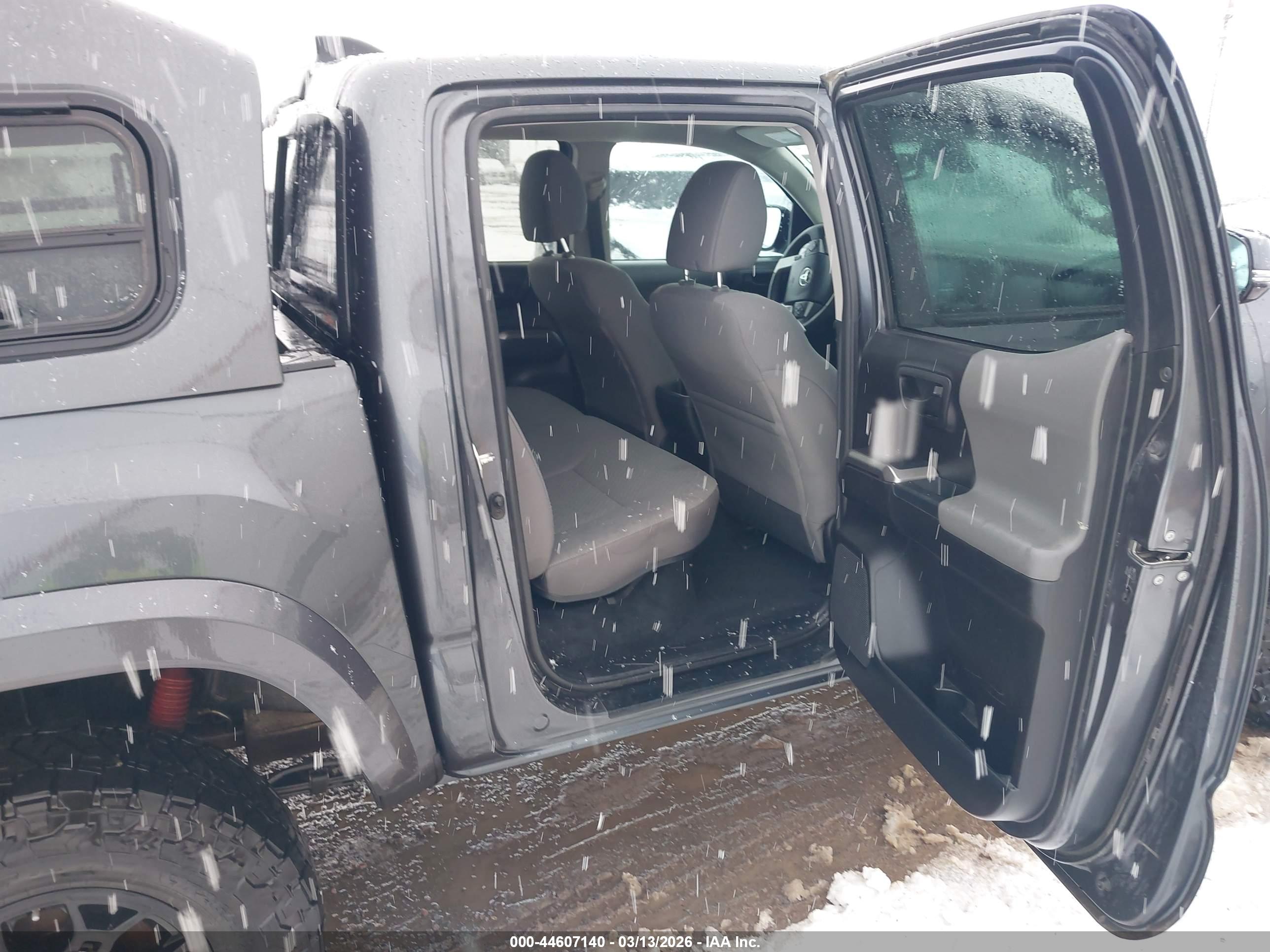 TOYOTA TACOMA image 8
